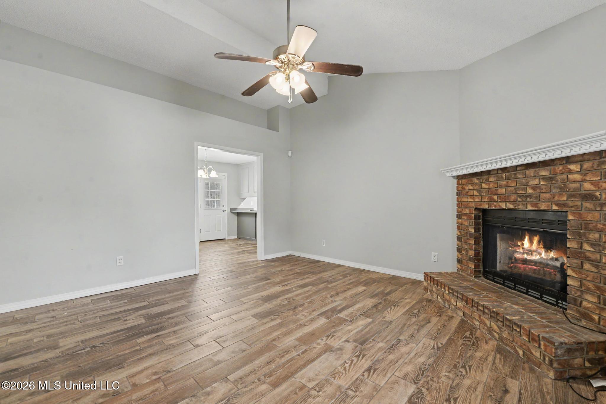 15509 Lyda Steen Drive Property Photo 6