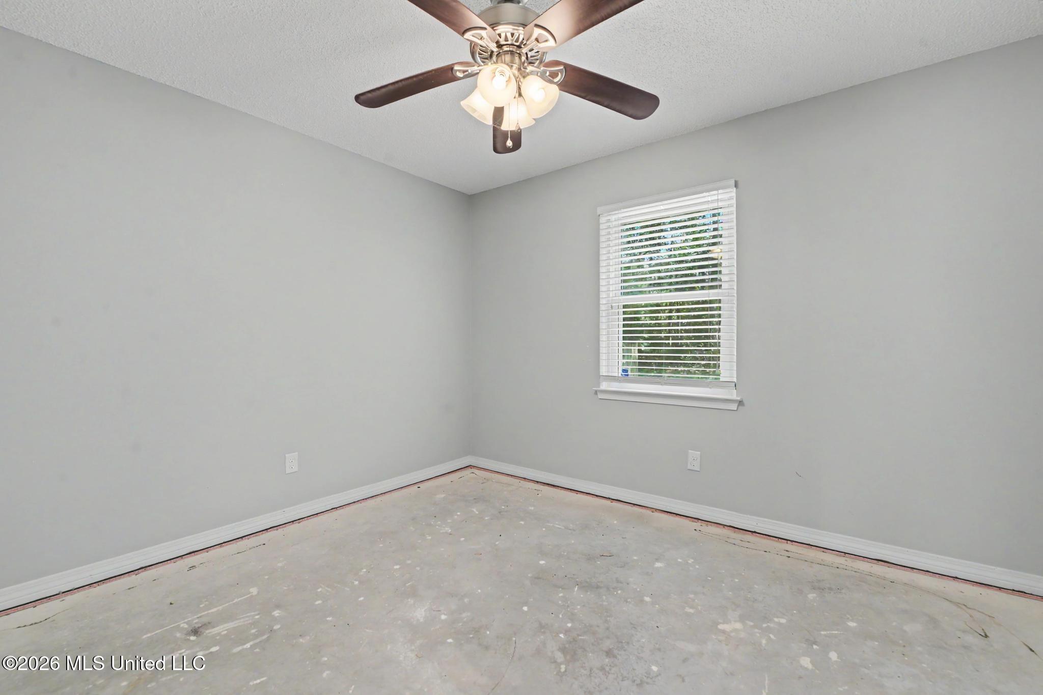 15509 Lyda Steen Drive Property Photo 13