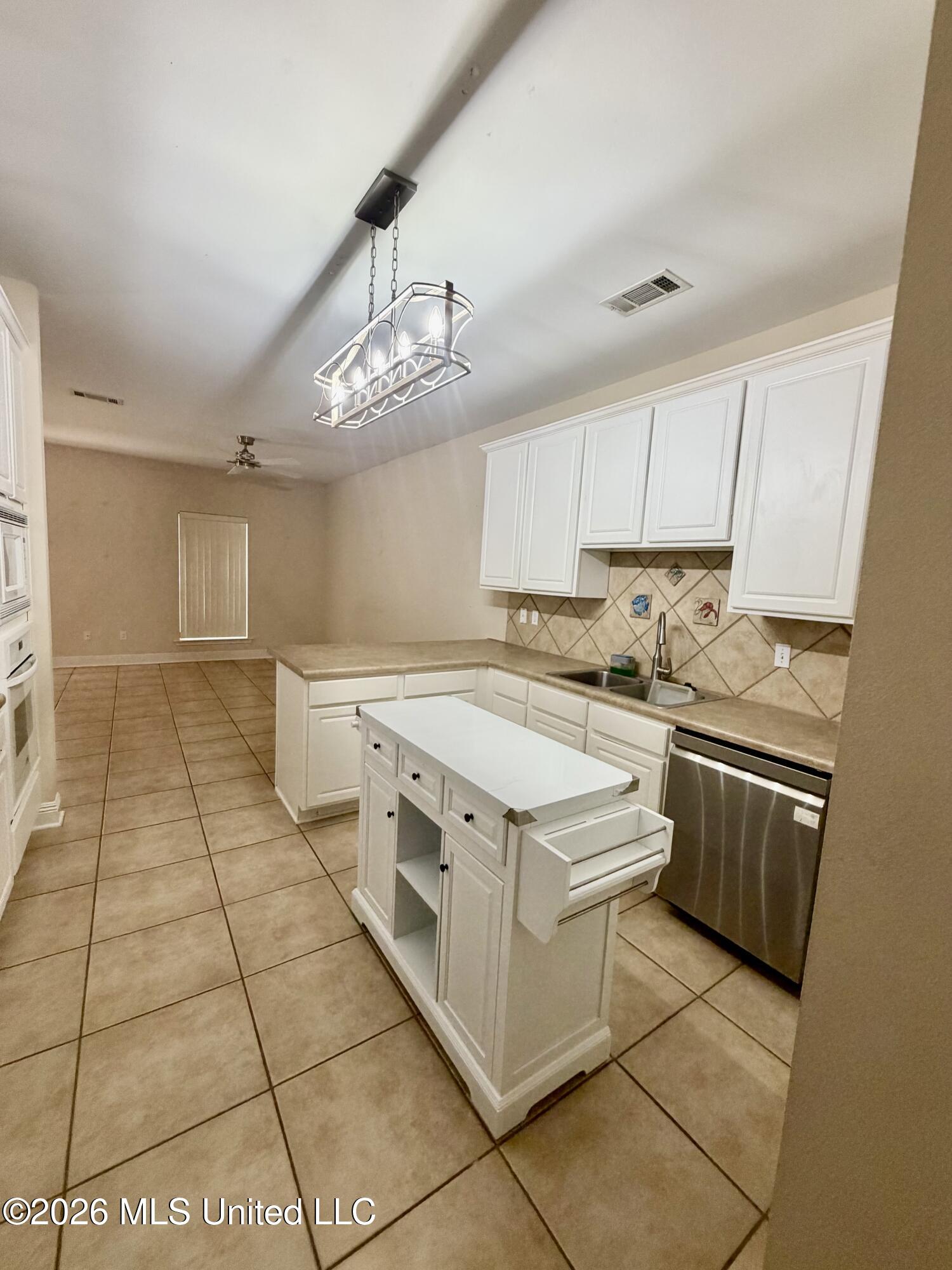 7716 Clamshell Avenue Property Photo 30