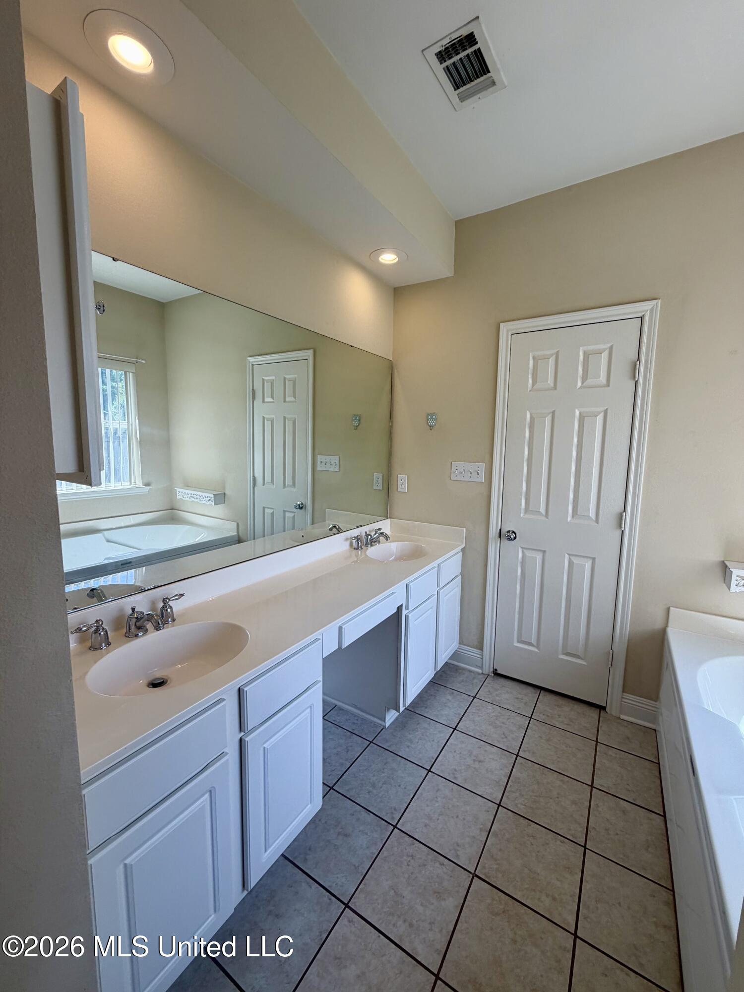 7716 Clamshell Avenue Property Photo 43