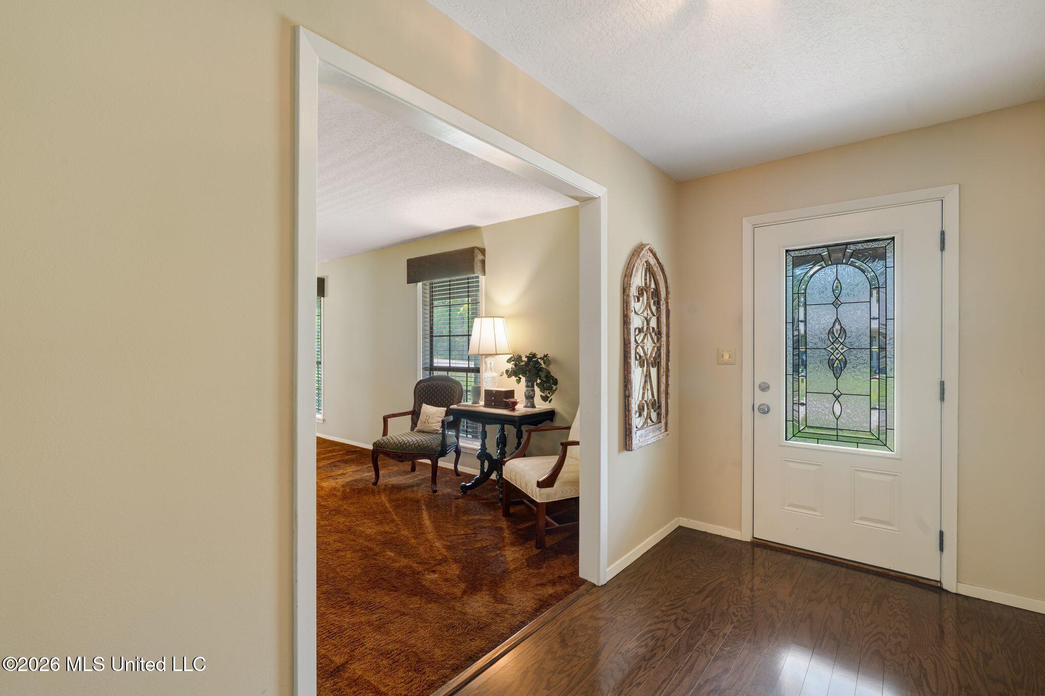 108 Pinecrest Street Property Photo 6