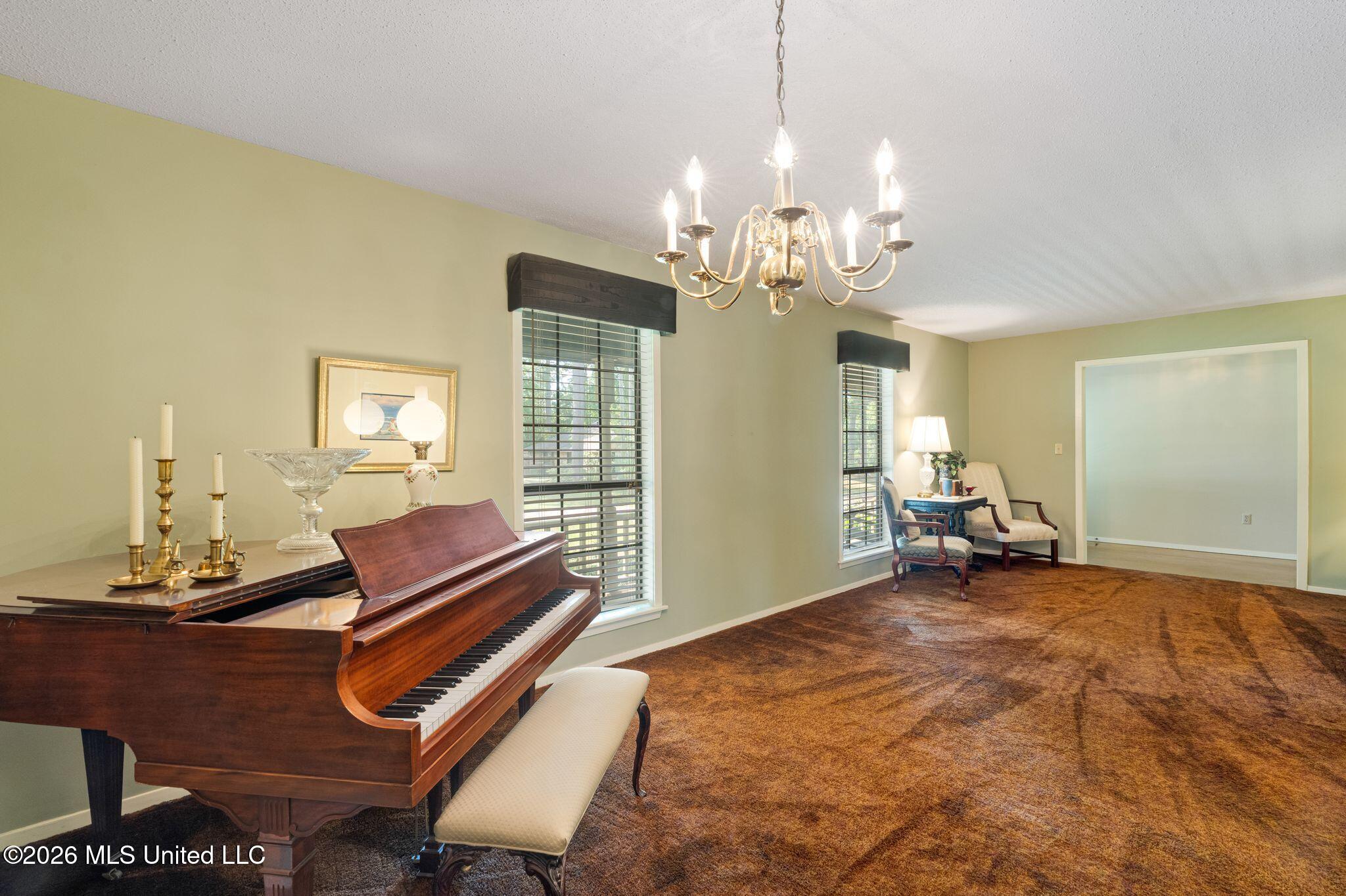 108 Pinecrest Street Property Photo 8