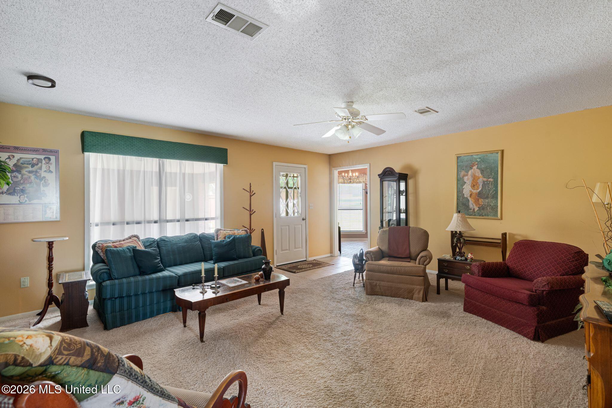 108 Pinecrest Street Property Photo 17