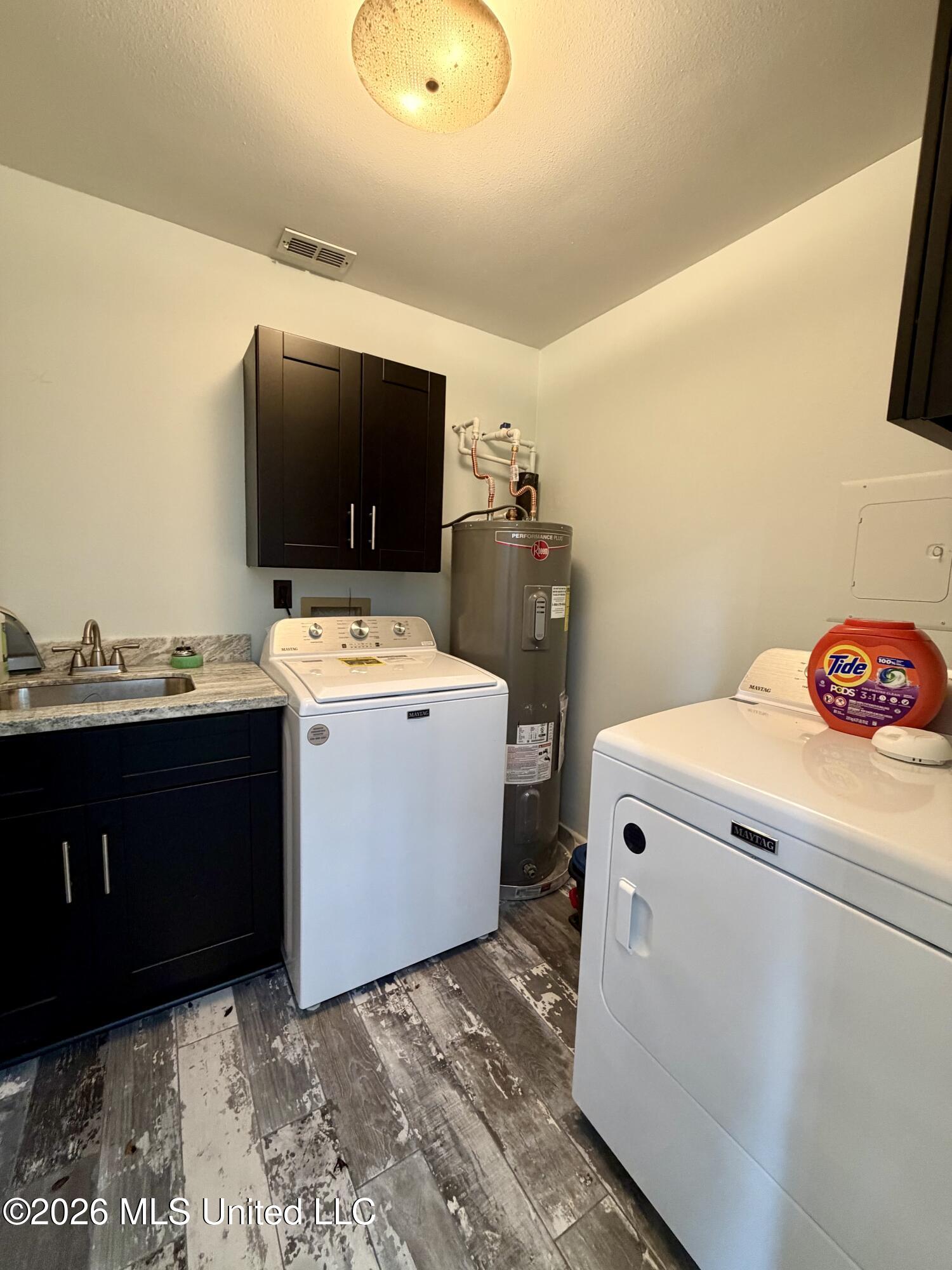85 Lazy Wolf Cove Property Photo 17