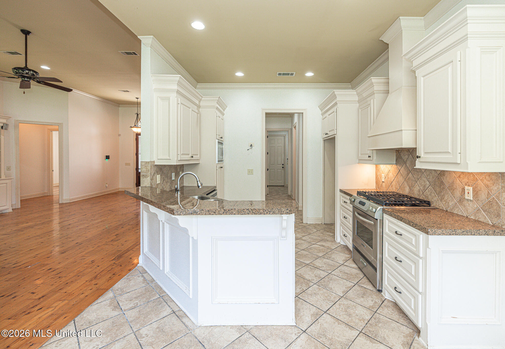 109 Bridgeton Way Property Photo 25