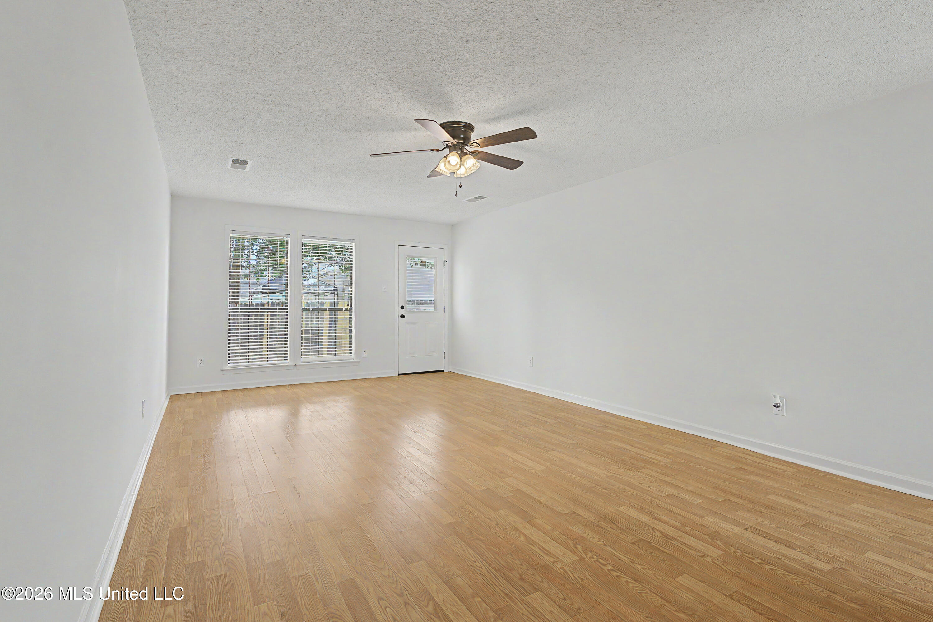 5680 Greeno Drive Property Photo 25