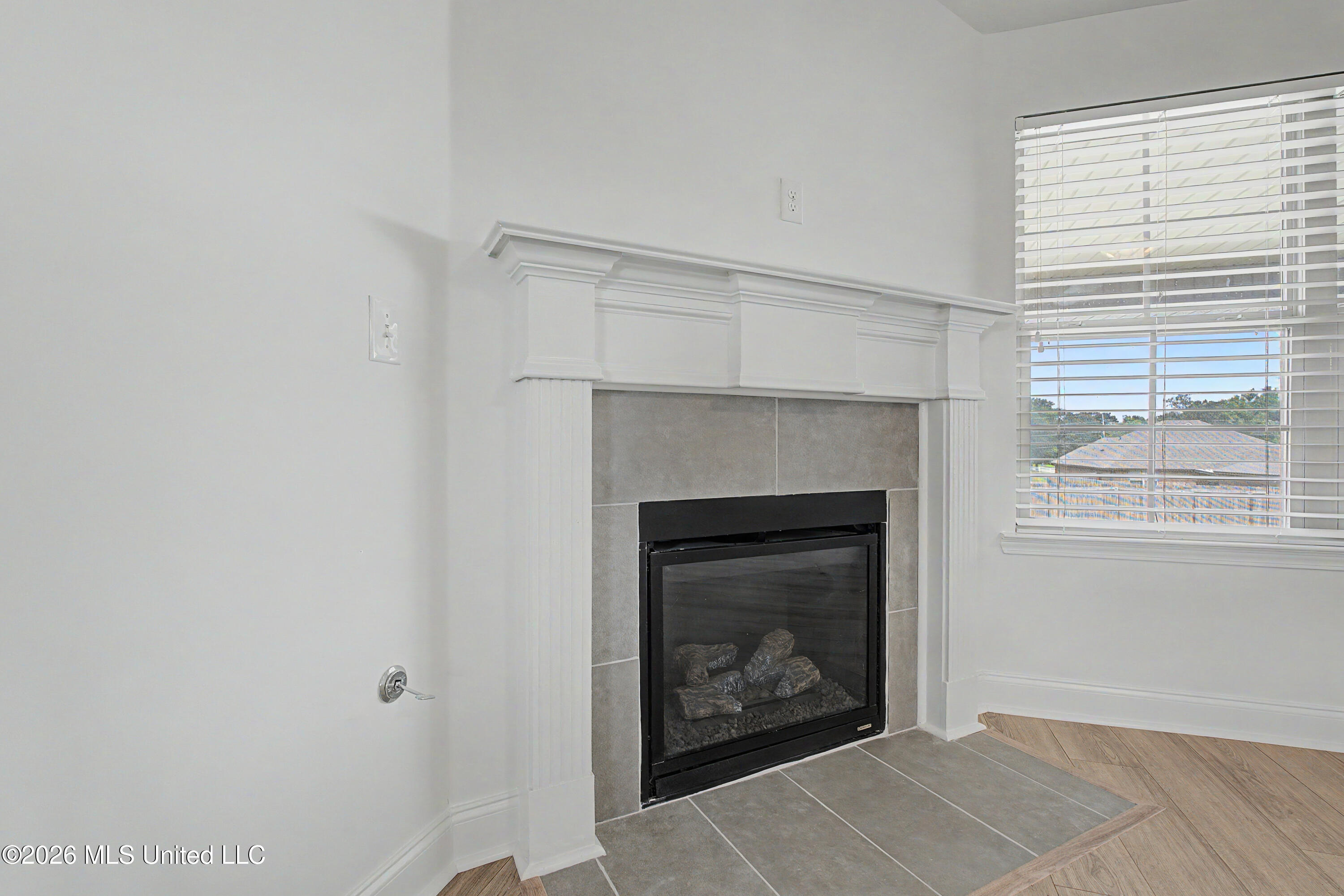 7681 Walnut Glen Drive Property Photo 15
