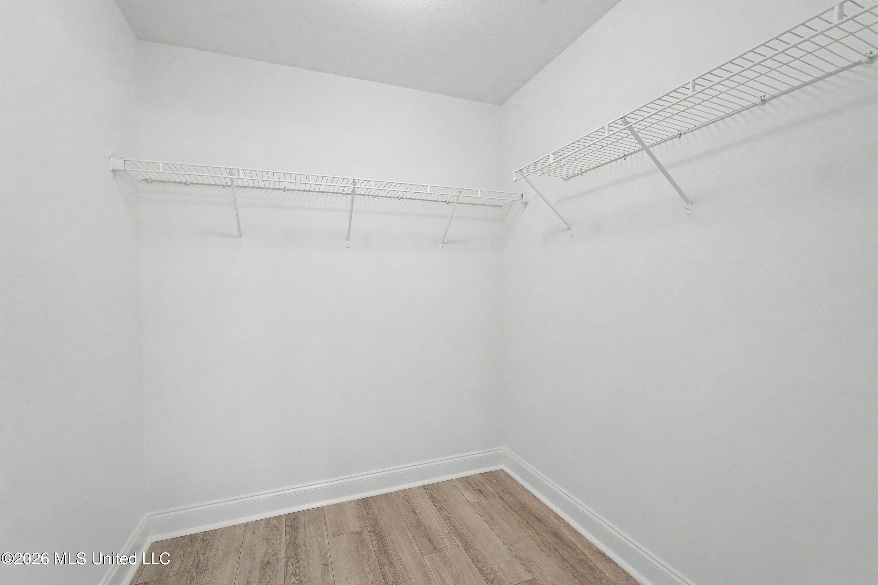 7681 Walnut Glen Drive Property Photo 26
