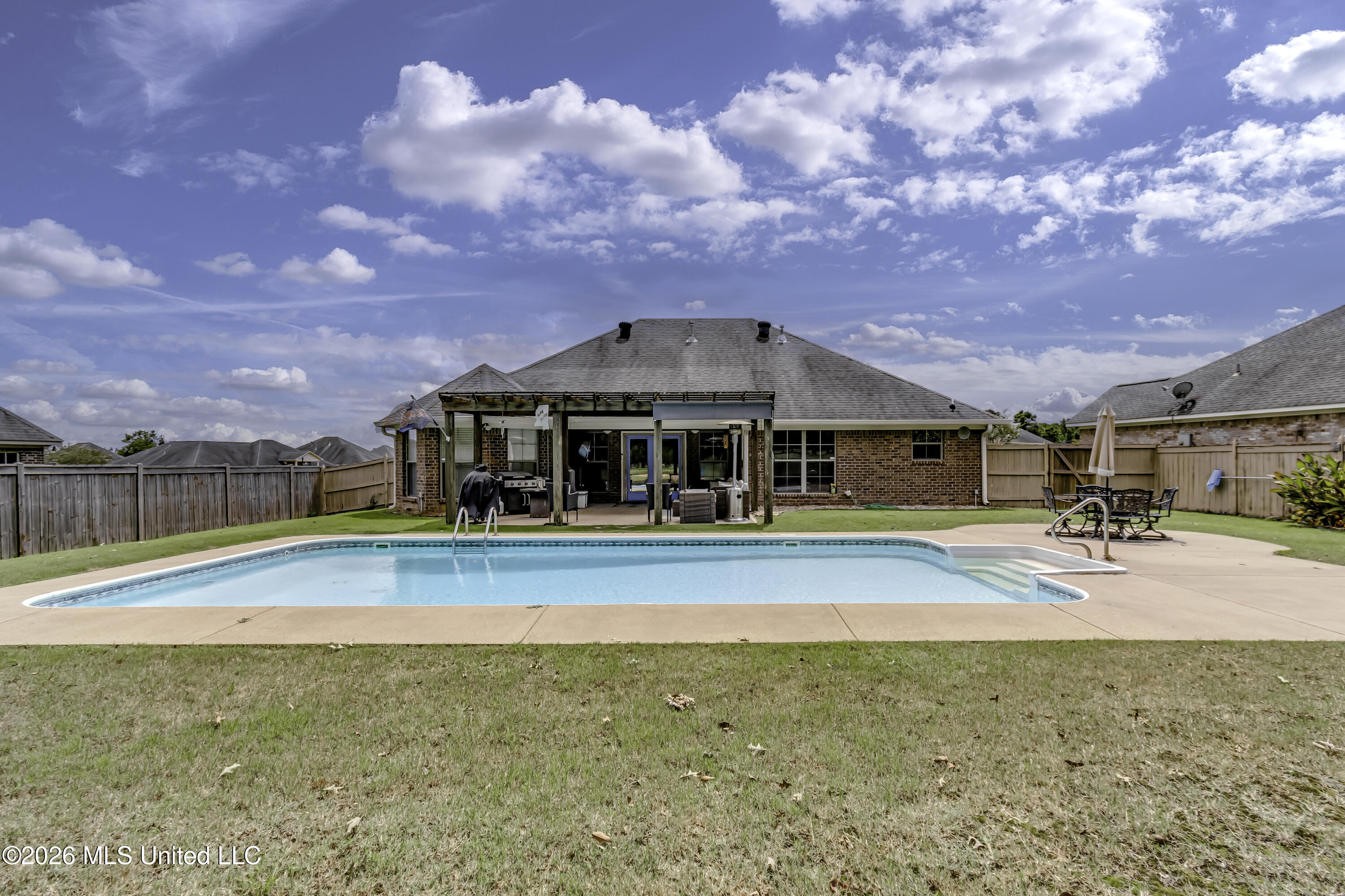 802 Cottonridge Drive Property Photo 13