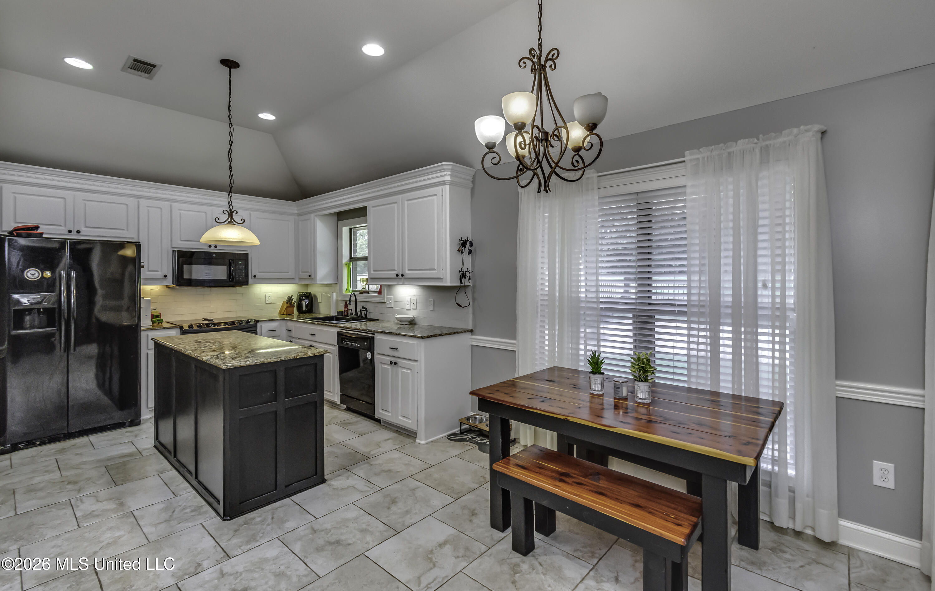 802 Cottonridge Drive Property Photo 31