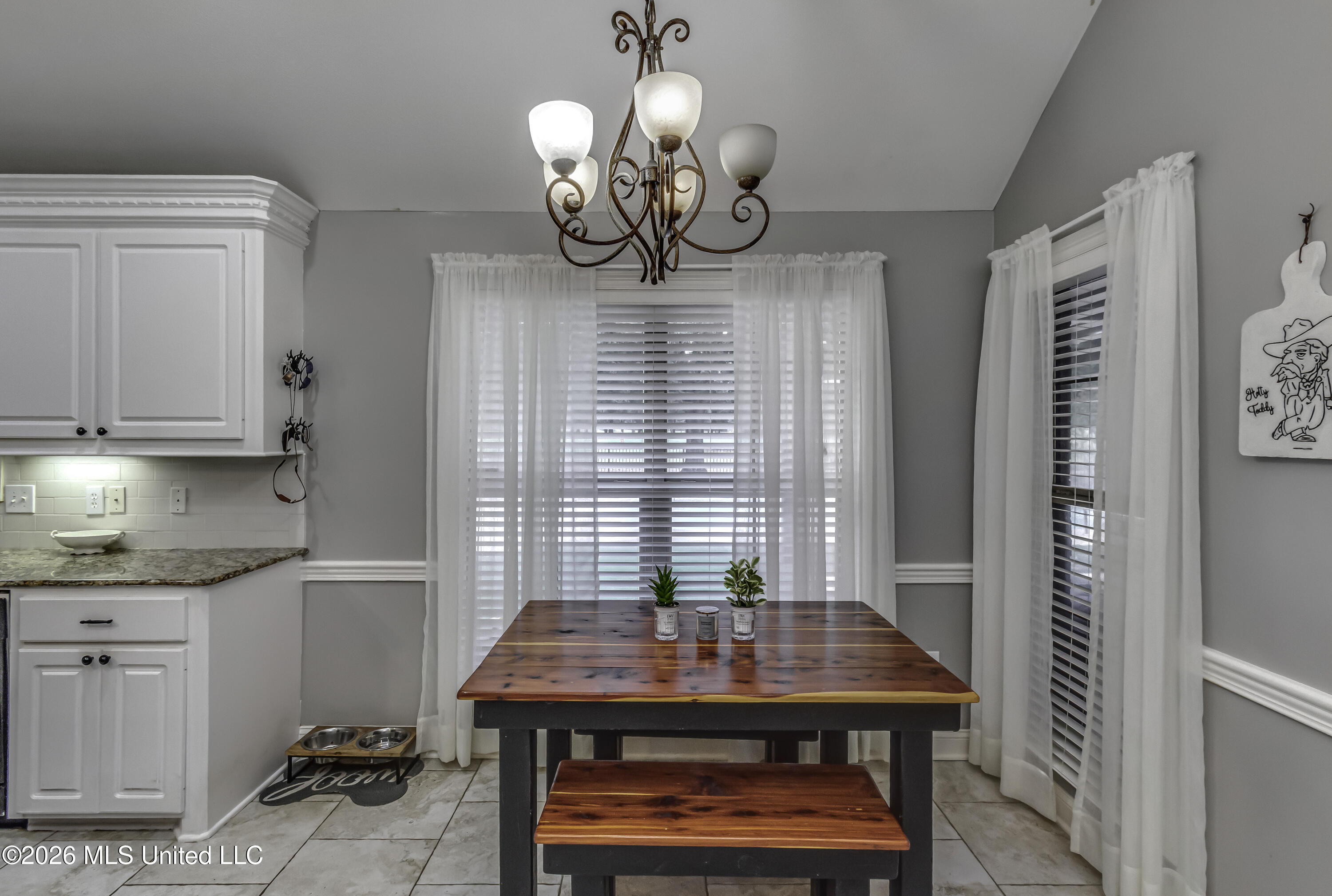 802 Cottonridge Drive Property Photo 32