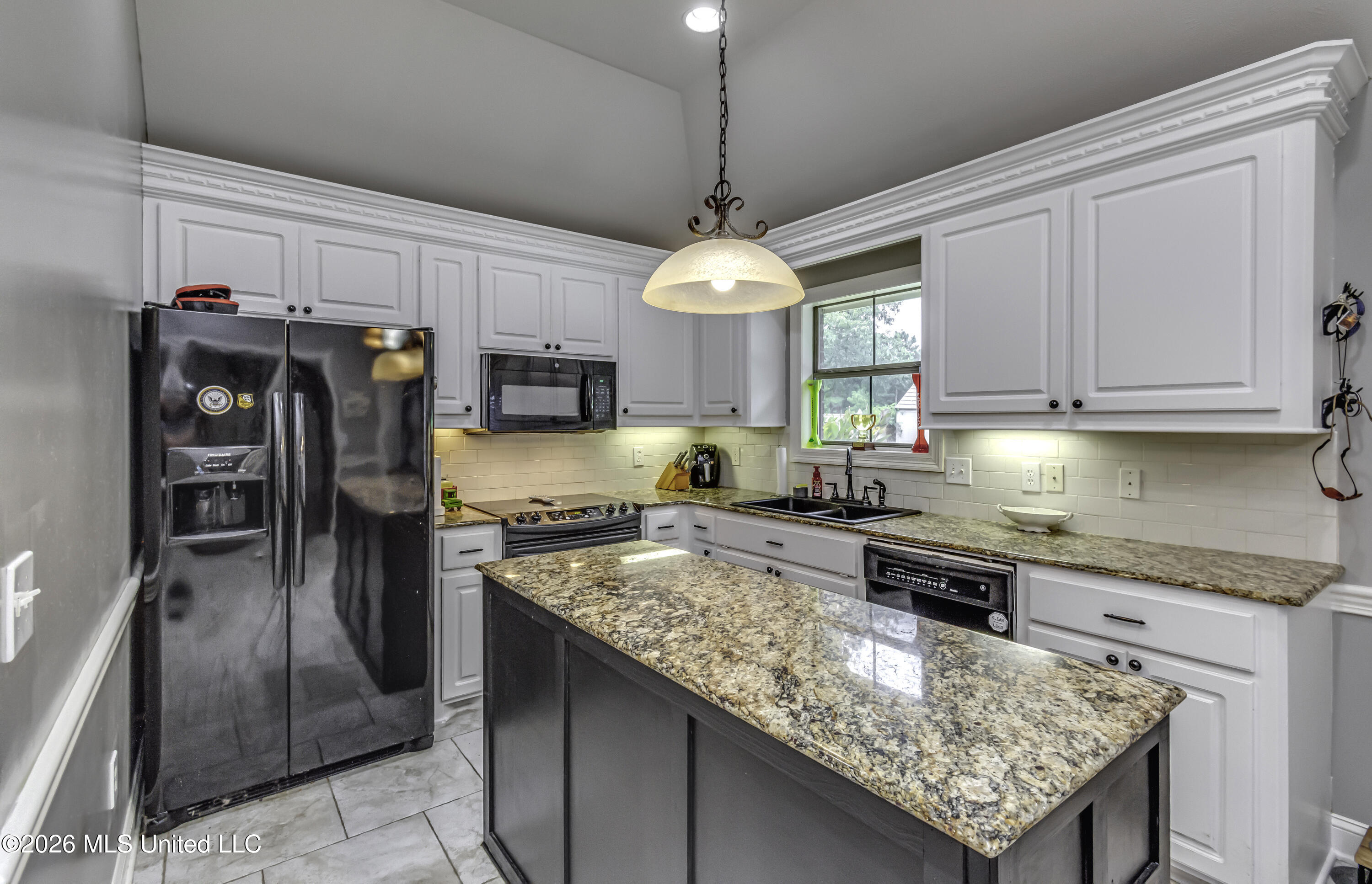 802 Cottonridge Drive Property Photo 34