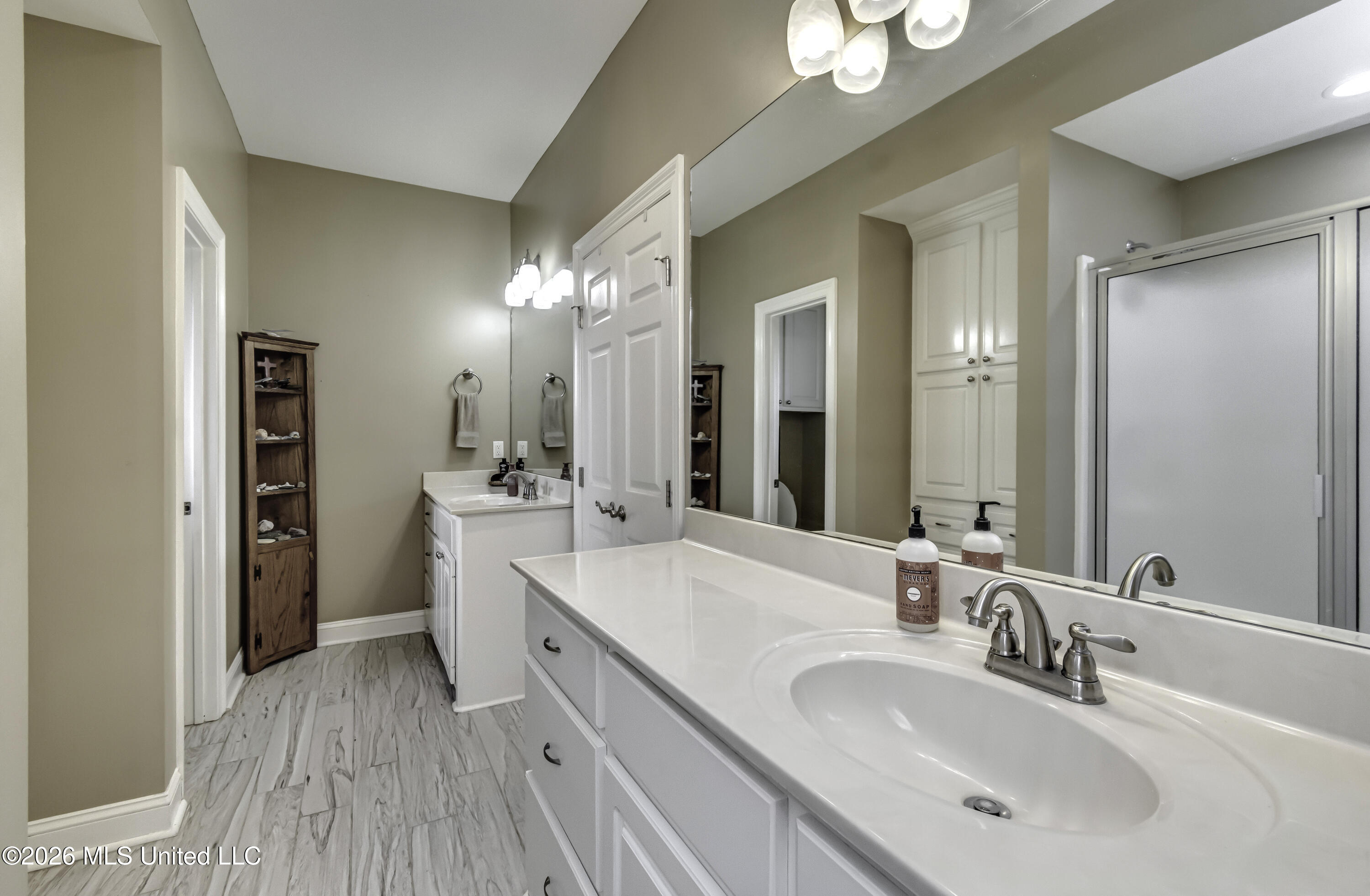 802 Cottonridge Drive Property Photo 61