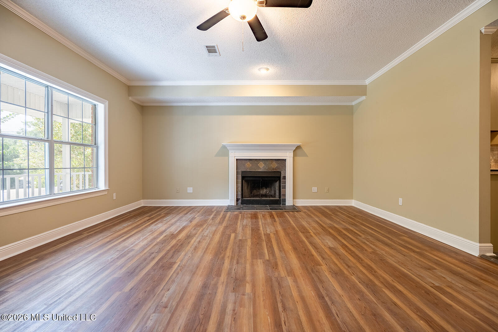 105 W Sunnybrook Road Property Photo 10