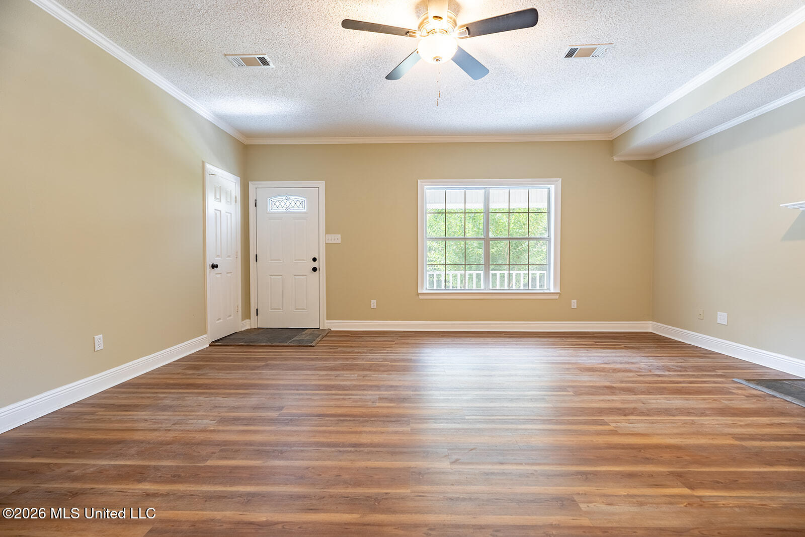 105 W Sunnybrook Road Property Photo 11