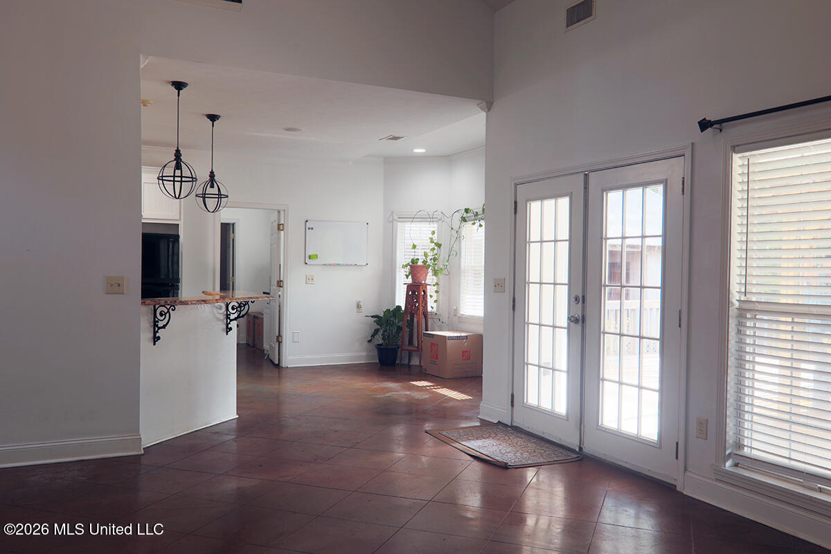 2230 Wildwood Drive Property Photo 25