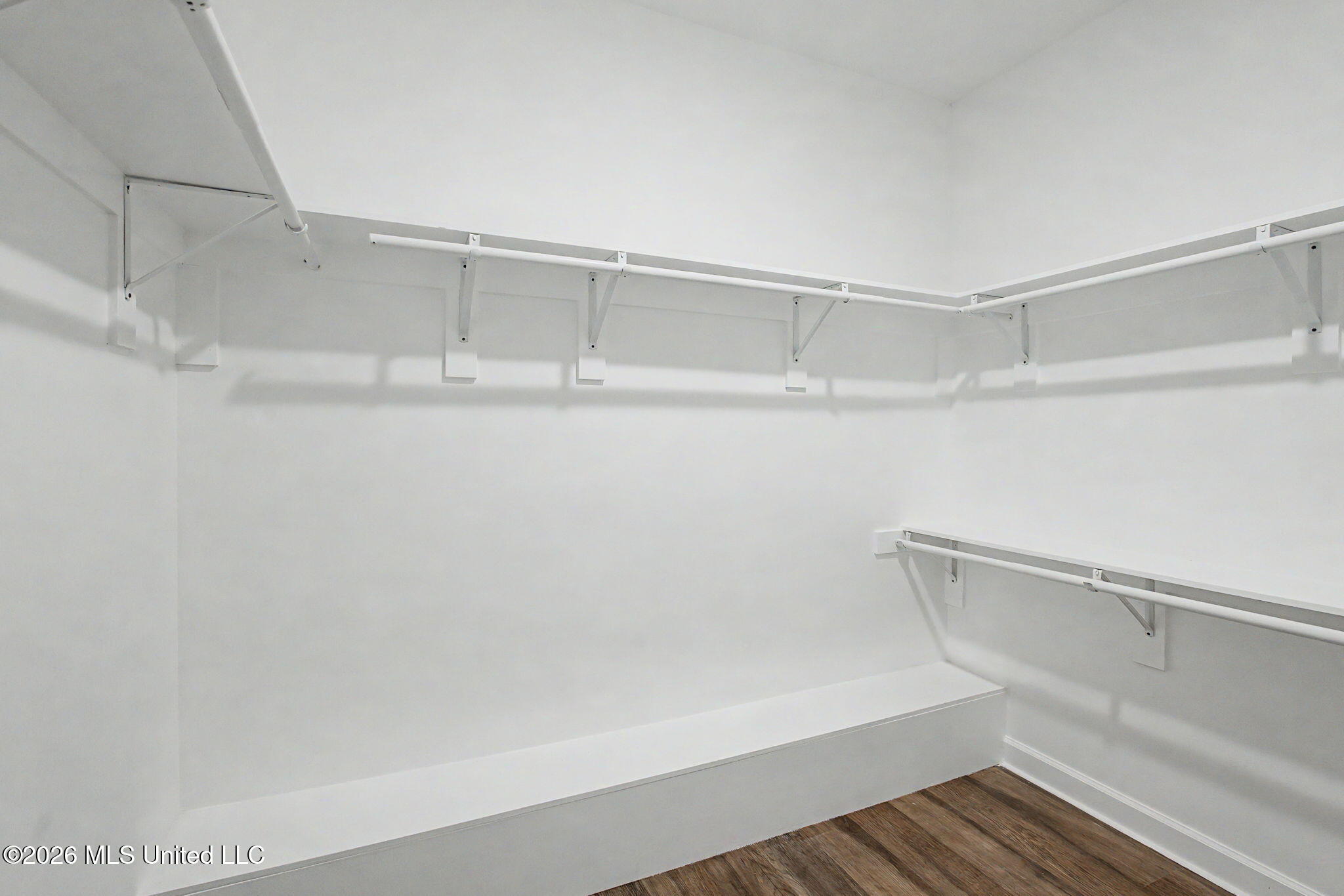 530 Cherry Tree Lane Property Photo 24