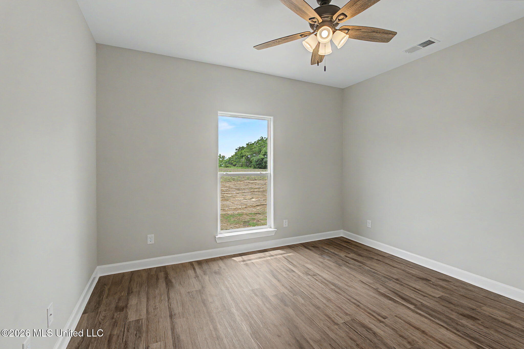 530 Cherry Tree Lane Property Photo 28