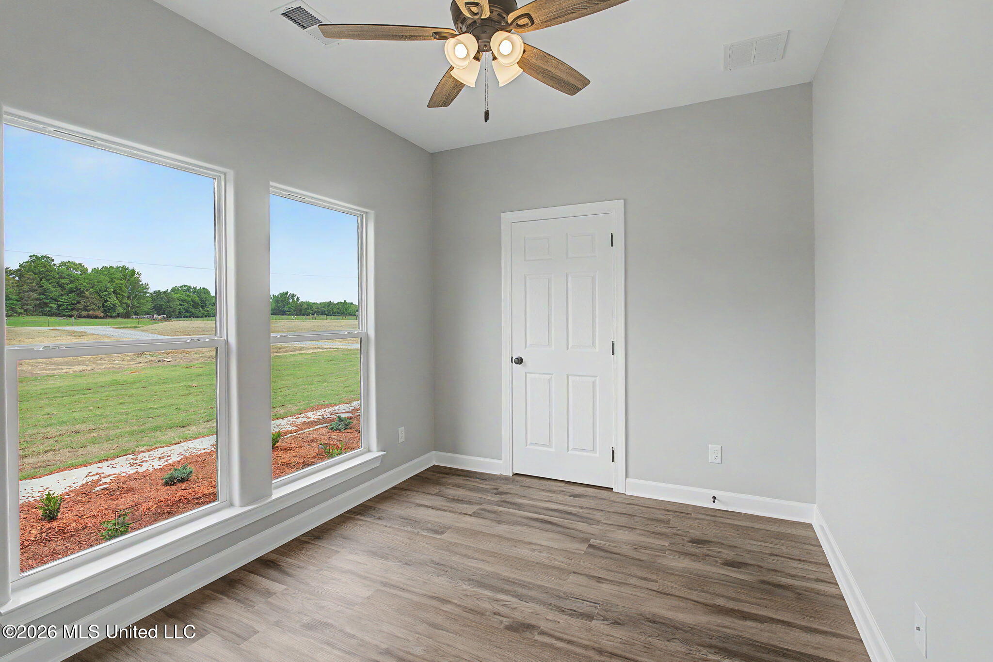 530 Cherry Tree Lane Property Photo 29