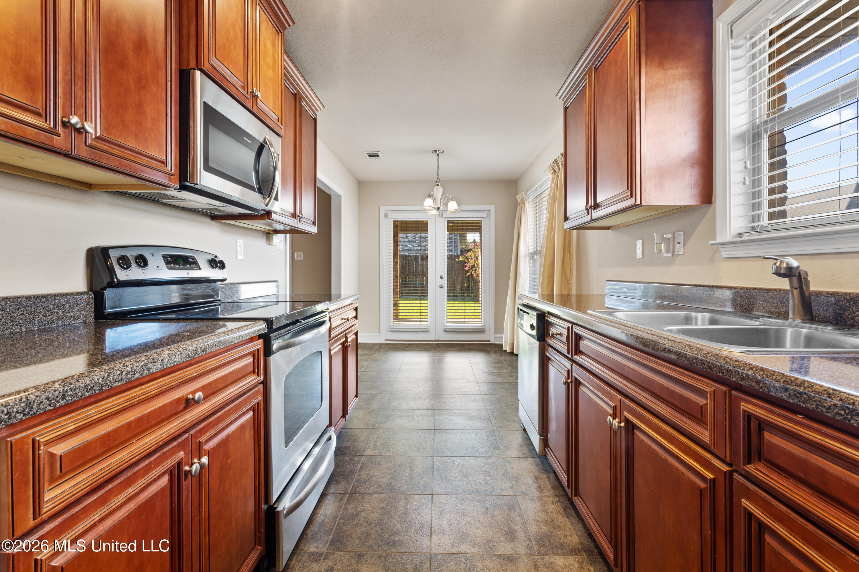 4975 Windmill Avenue Property Photo 13