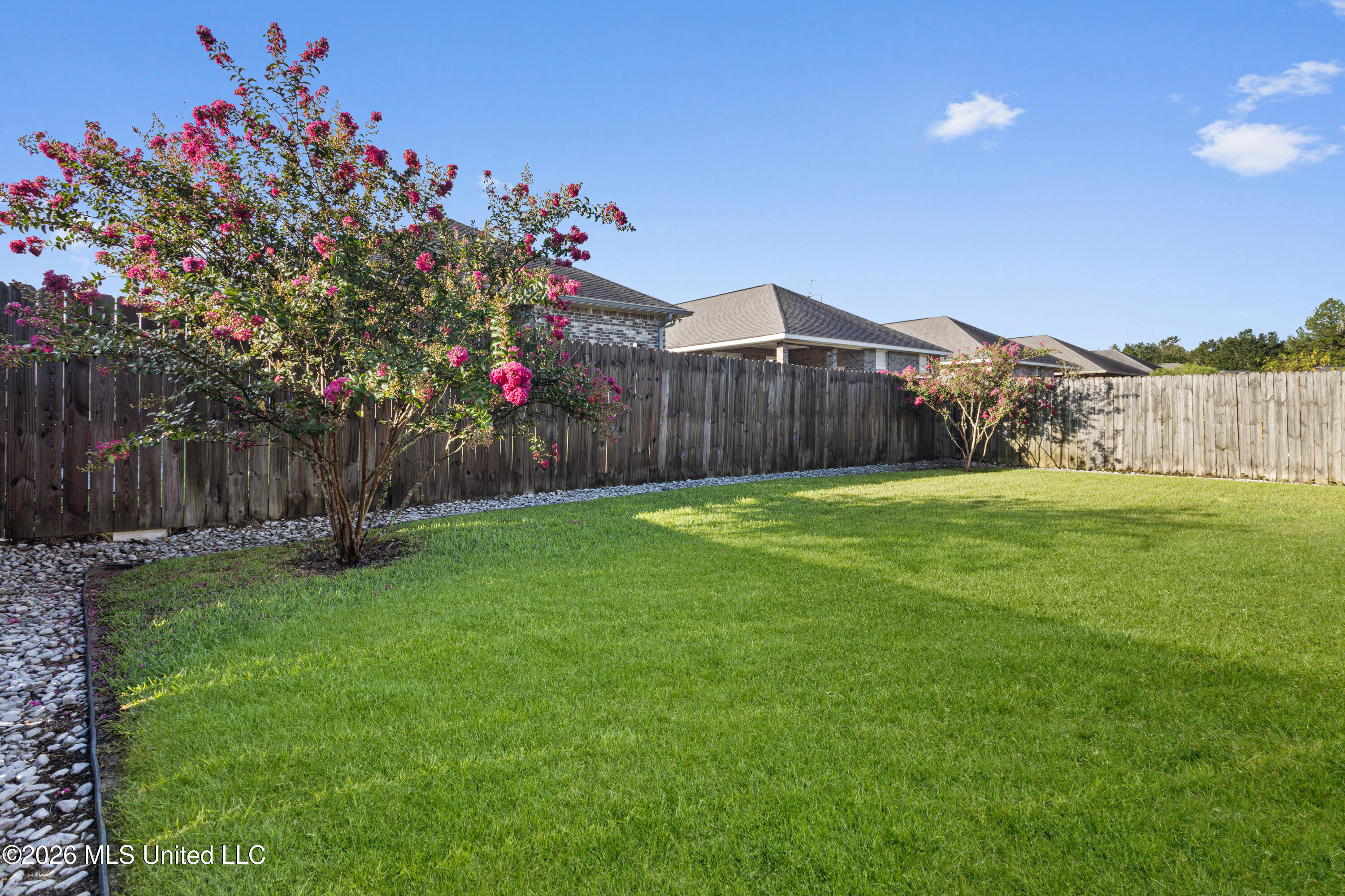 4975 Windmill Avenue Property Photo 31