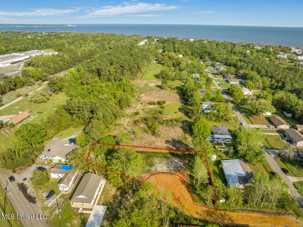 Chantilly Terrace Property Photo 3