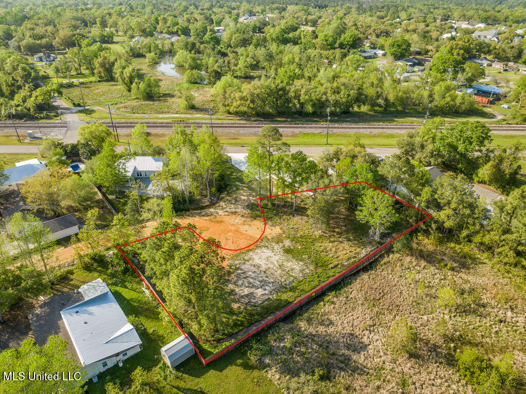 Chantilly Terrace Property Photo 8