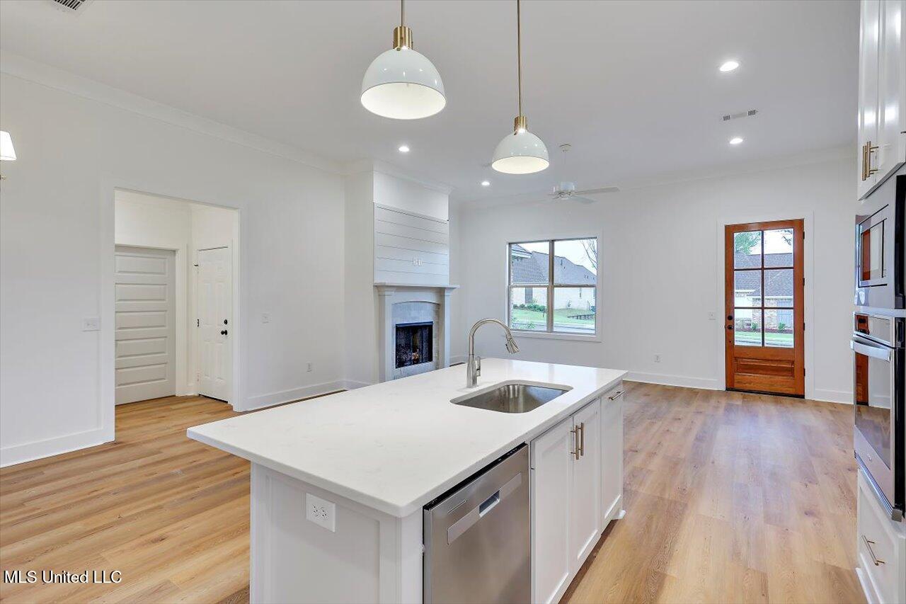 120 Willow Way Property Photo 14