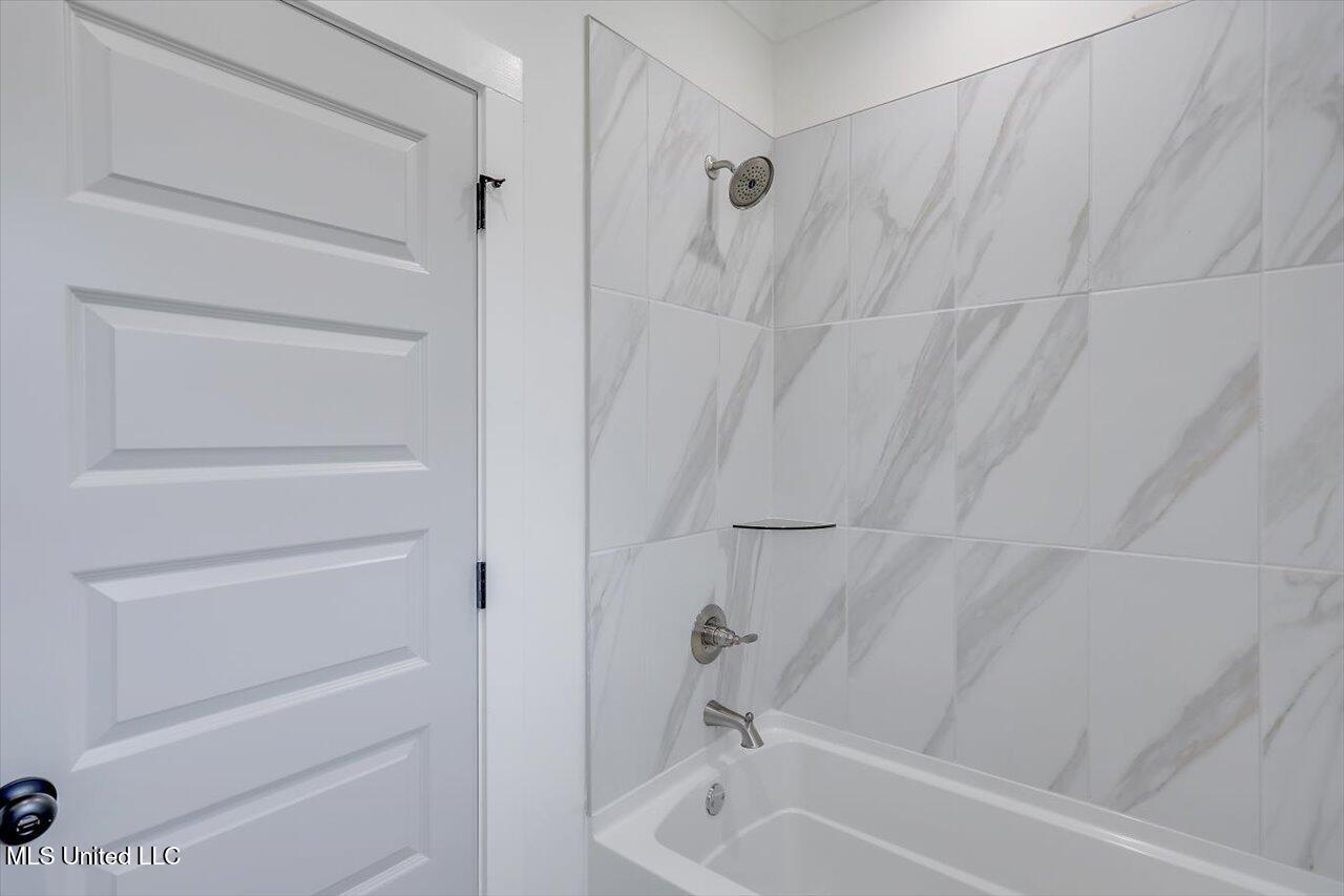 120 Willow Way Property Photo 32