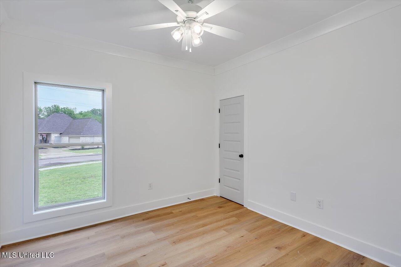 120 Willow Way Property Photo 33