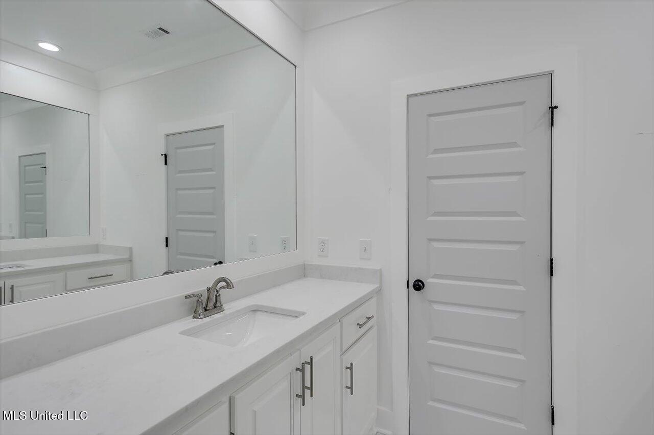 120 Willow Way Property Photo 34