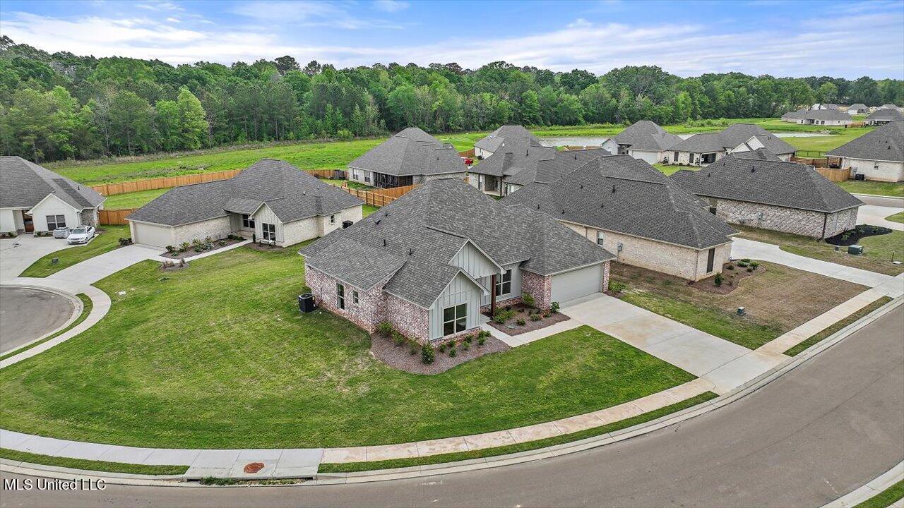 120 Willow Way Property Photo 43
