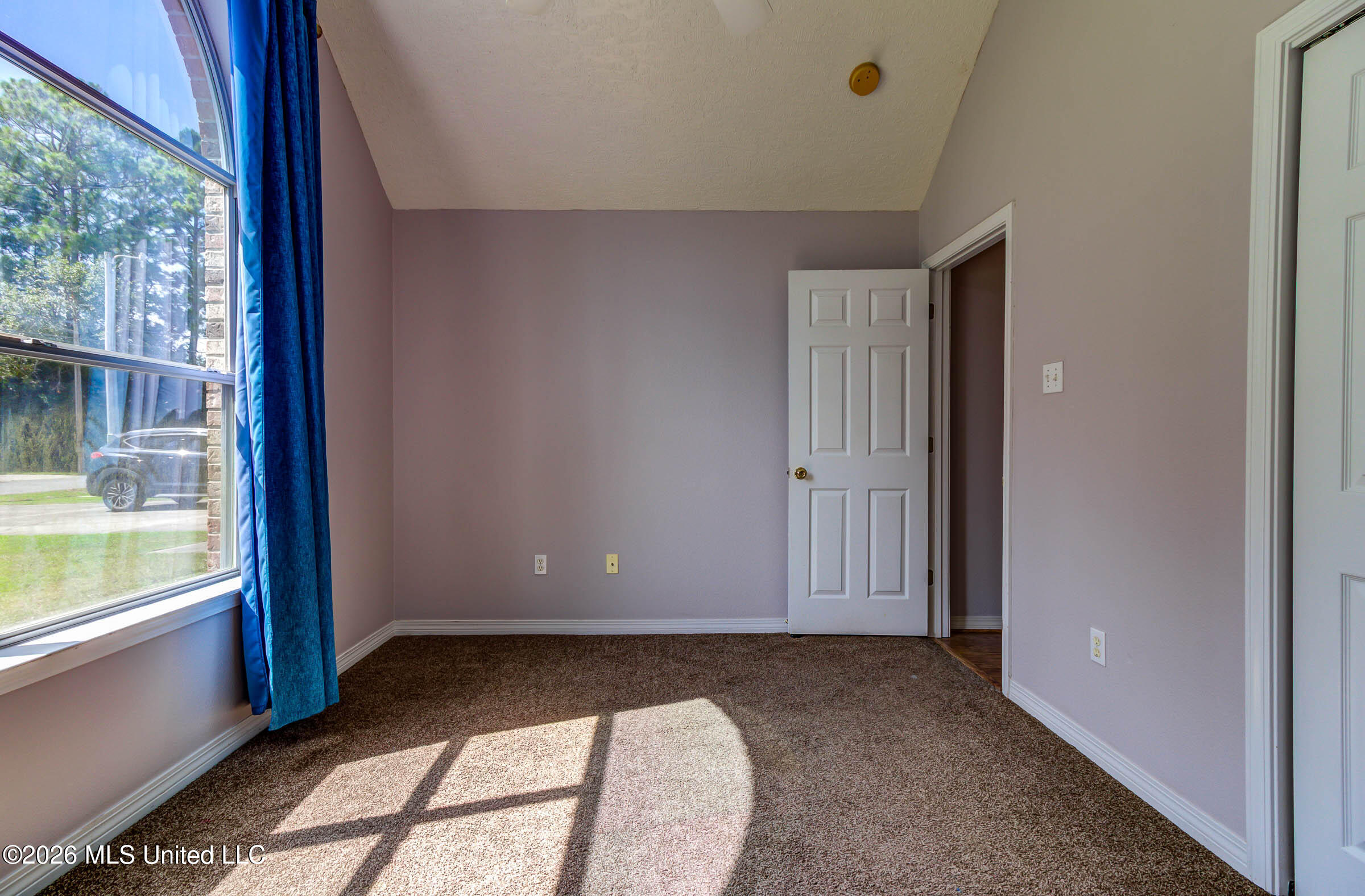 3424 N 9th Street Property Photo 10