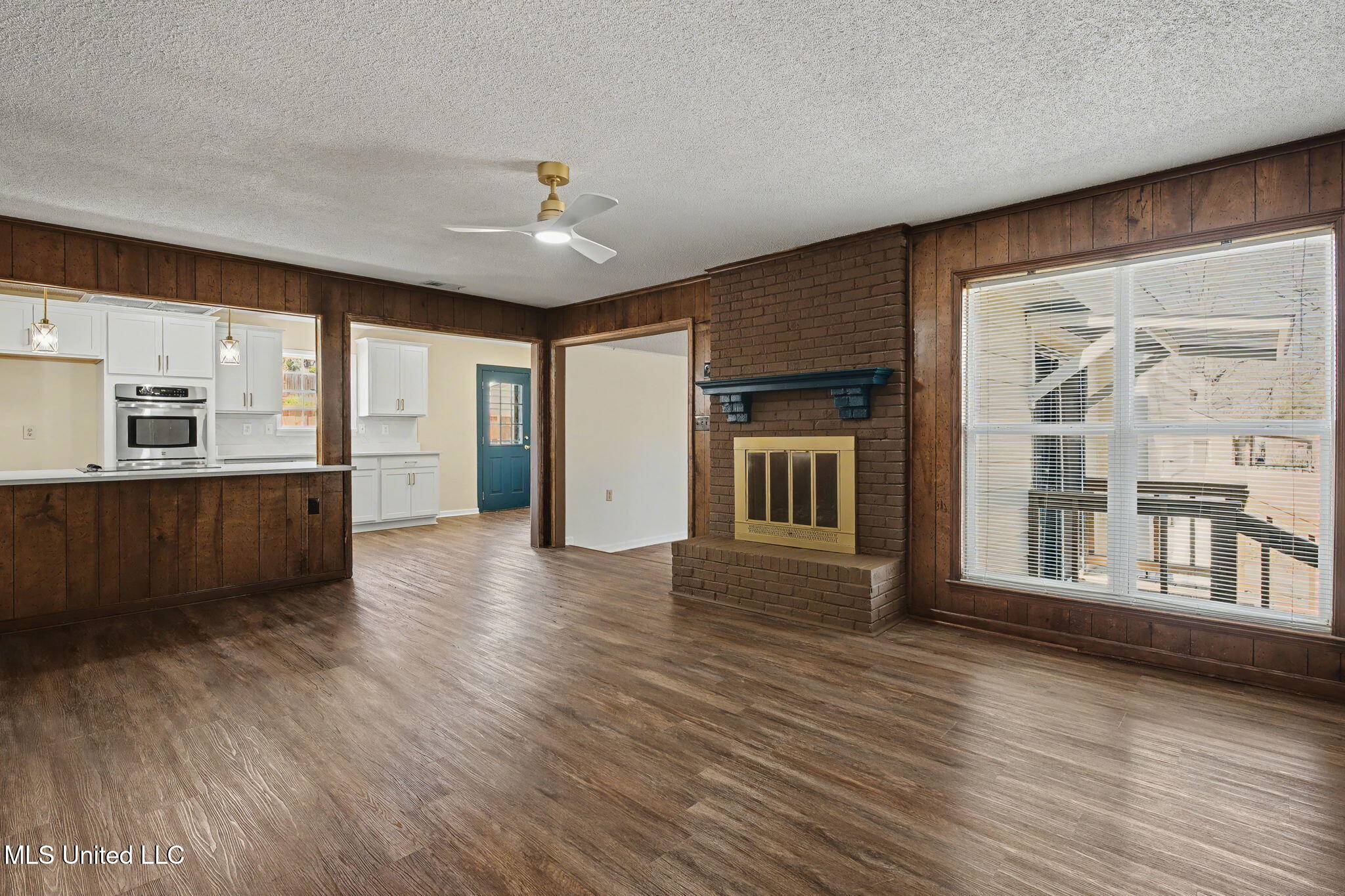 4490 S Big Horn Drive Property Photo 7