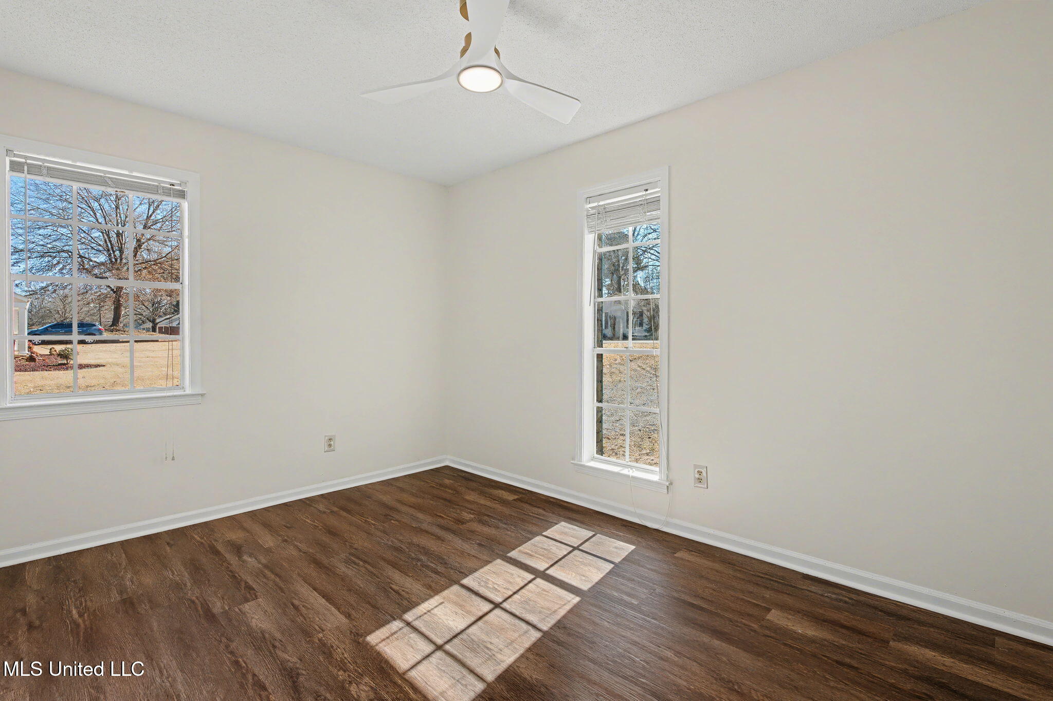 4490 S Big Horn Drive Property Photo 23