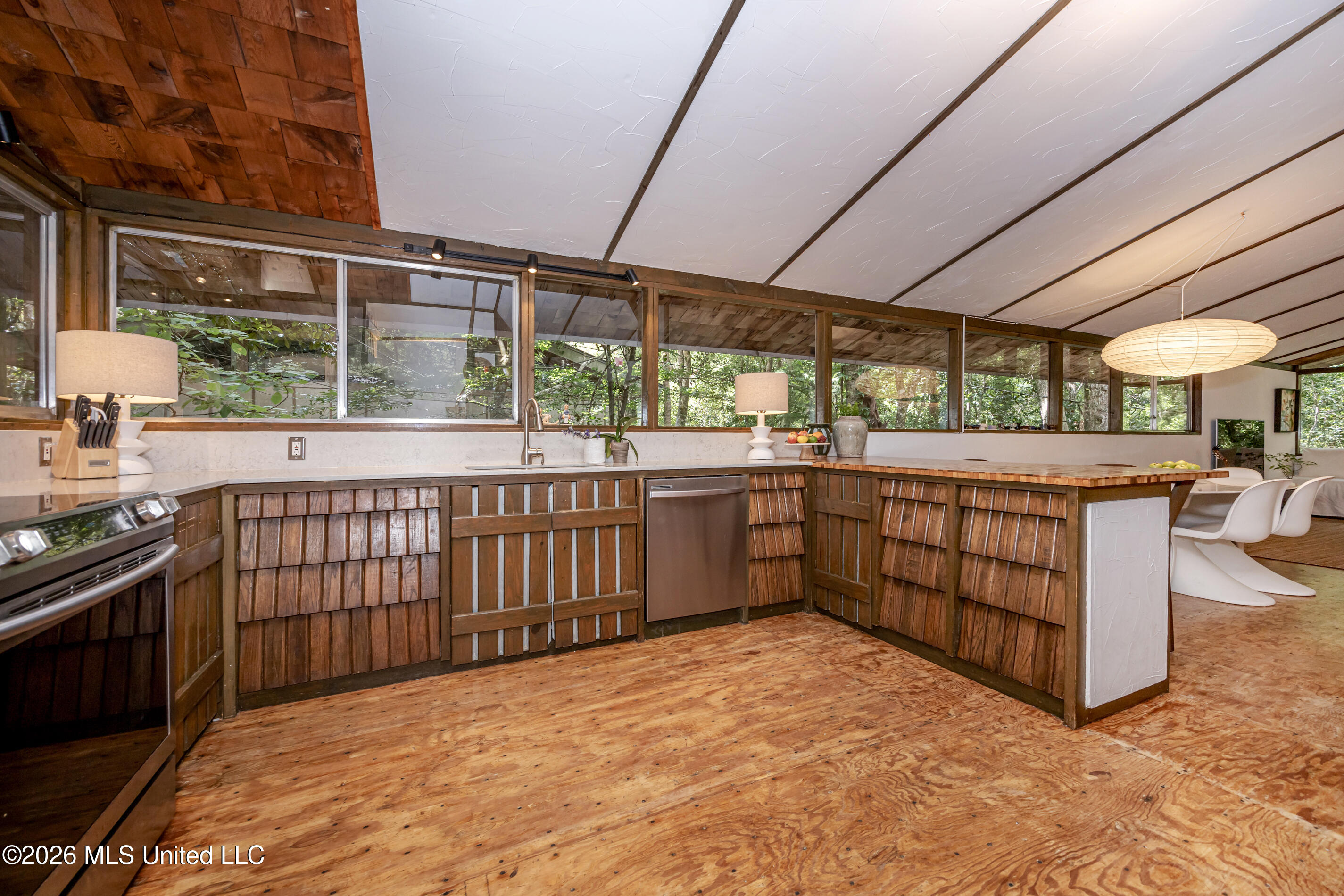 1103 Le Voyageur Drive Property Photo 20