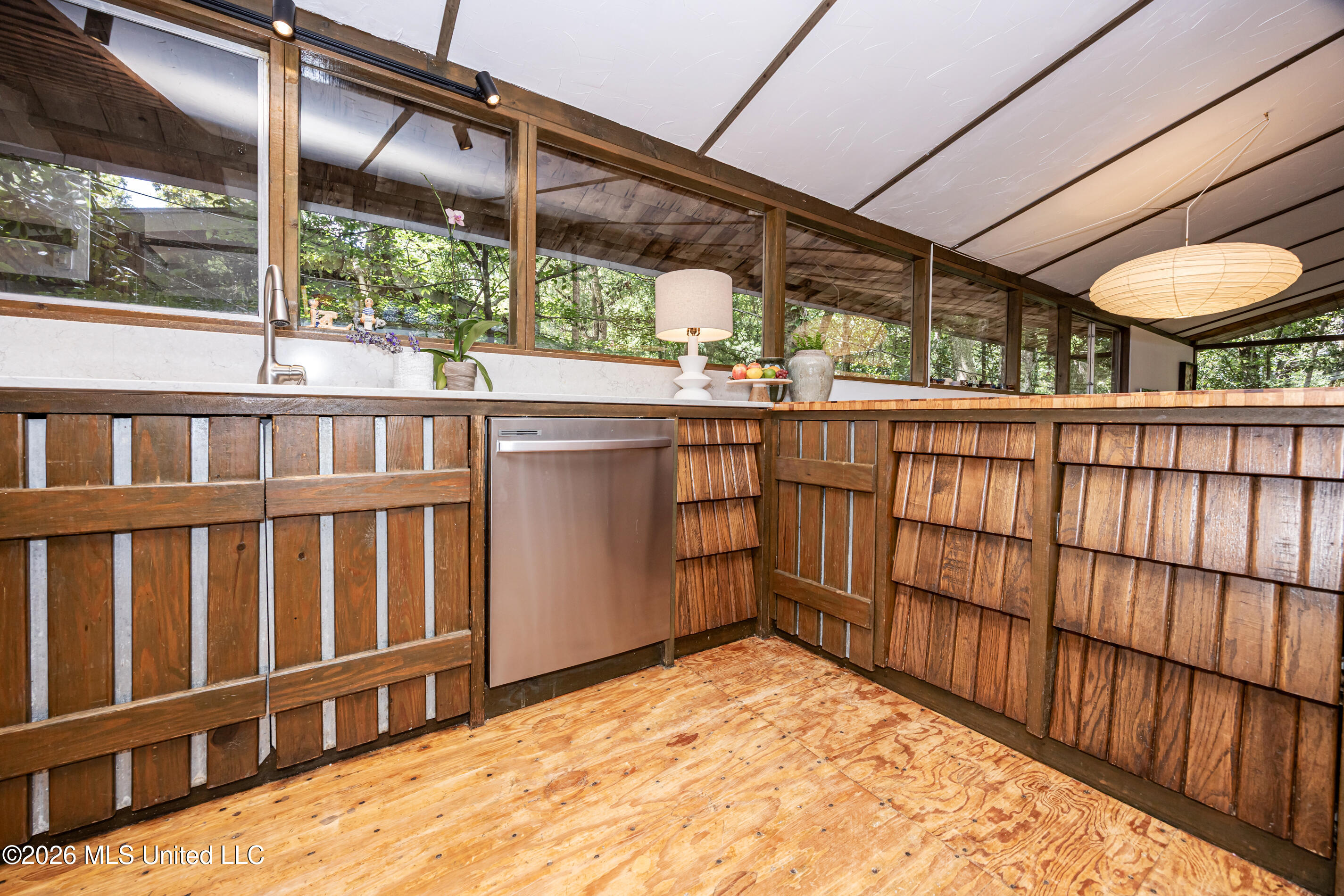 1103 Le Voyageur Drive Property Photo 23