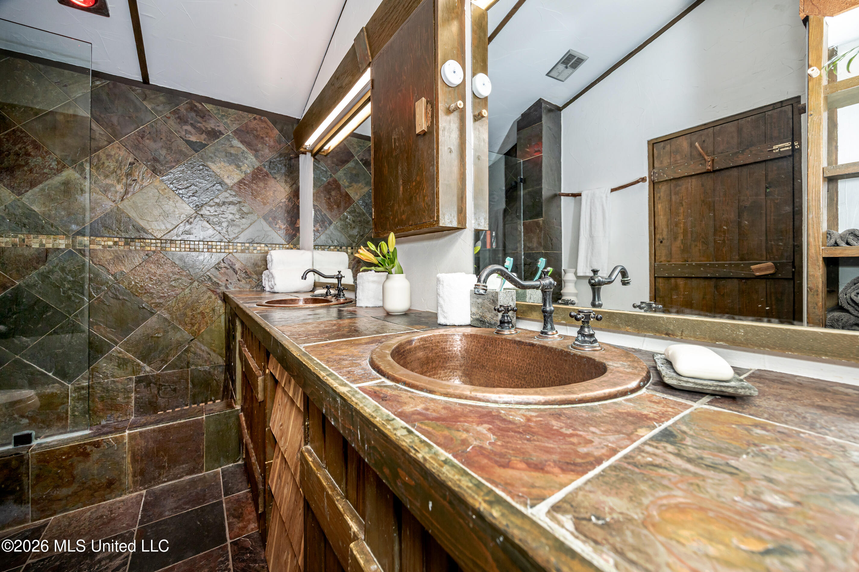 1103 Le Voyageur Drive Property Photo 60