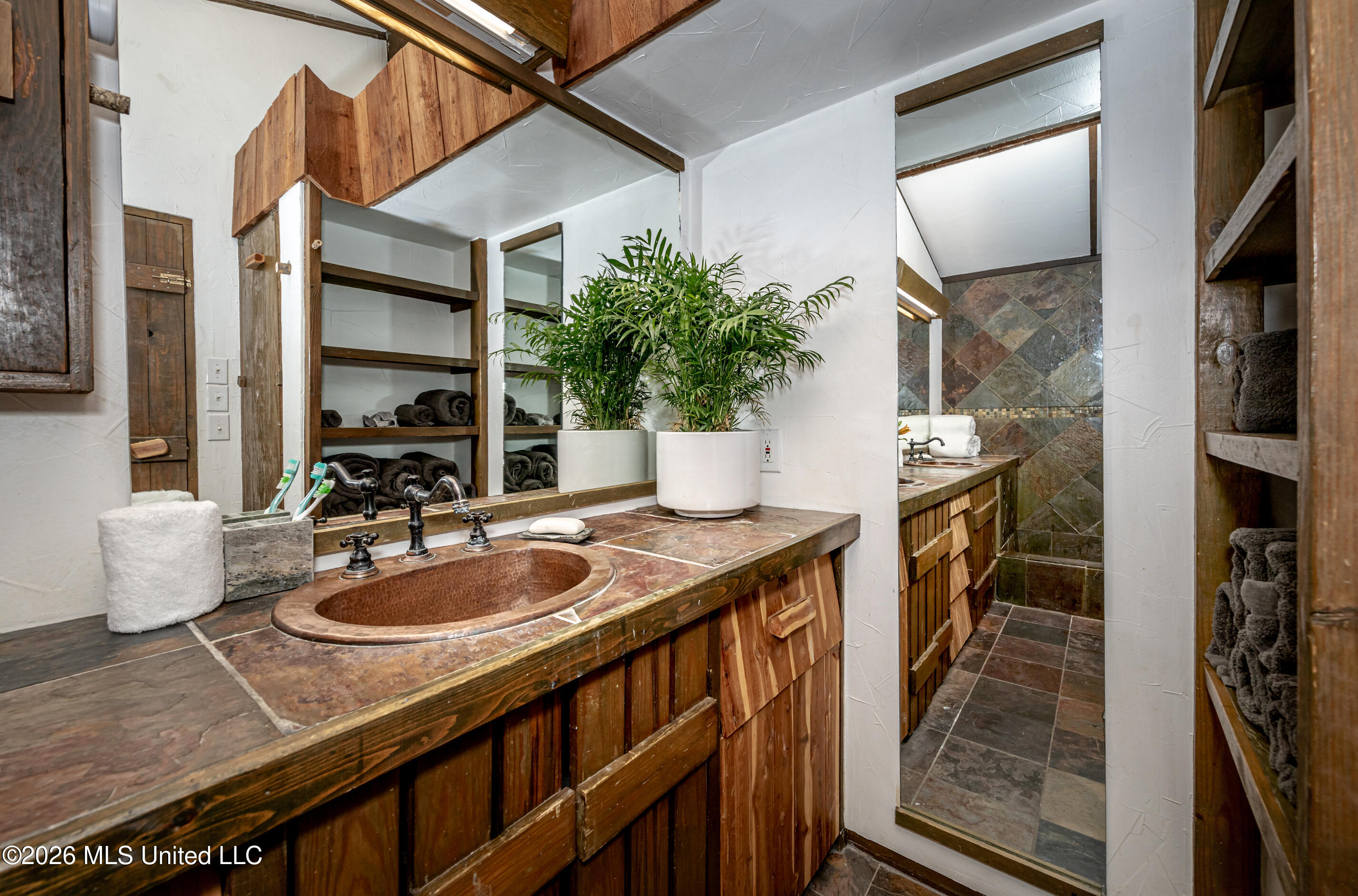 1103 Le Voyageur Drive Property Photo 64