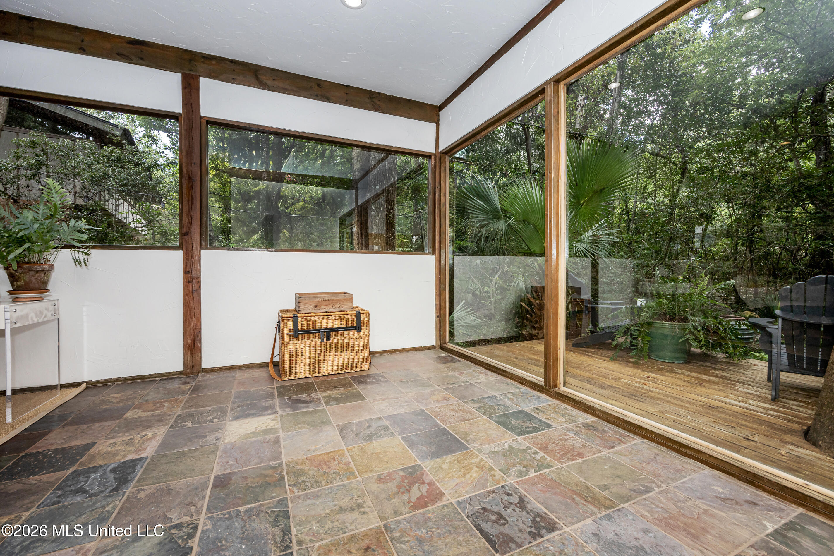 1103 Le Voyageur Drive Property Photo 100