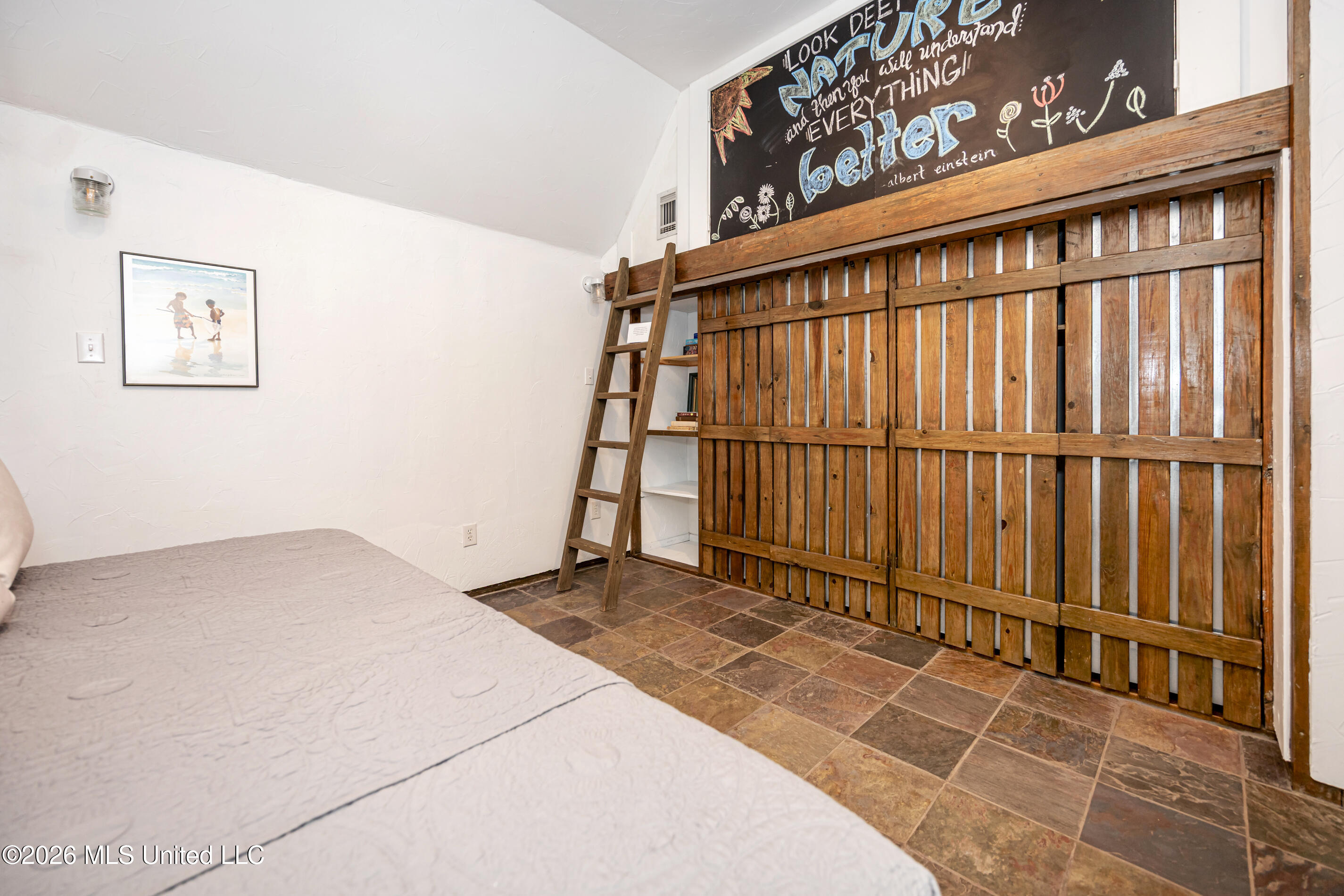 1103 Le Voyageur Drive Property Photo 104