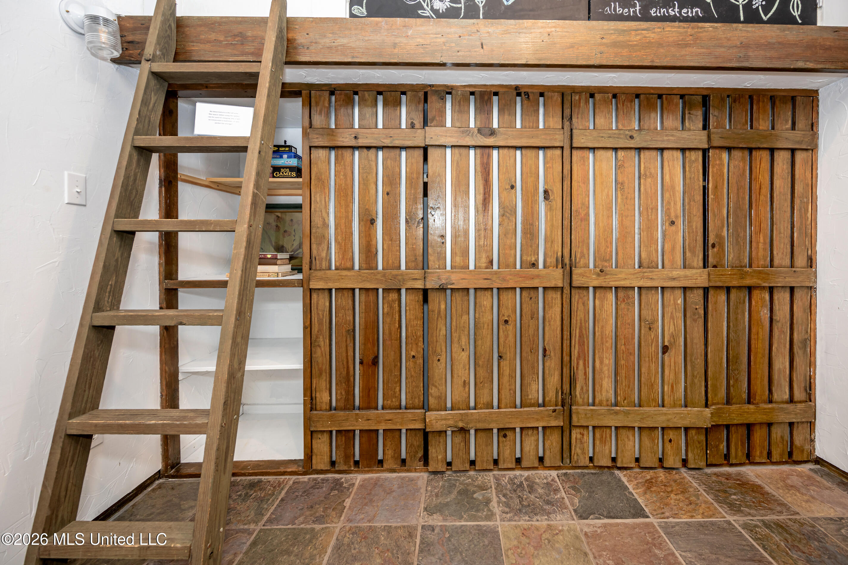 1103 Le Voyageur Drive Property Photo 105