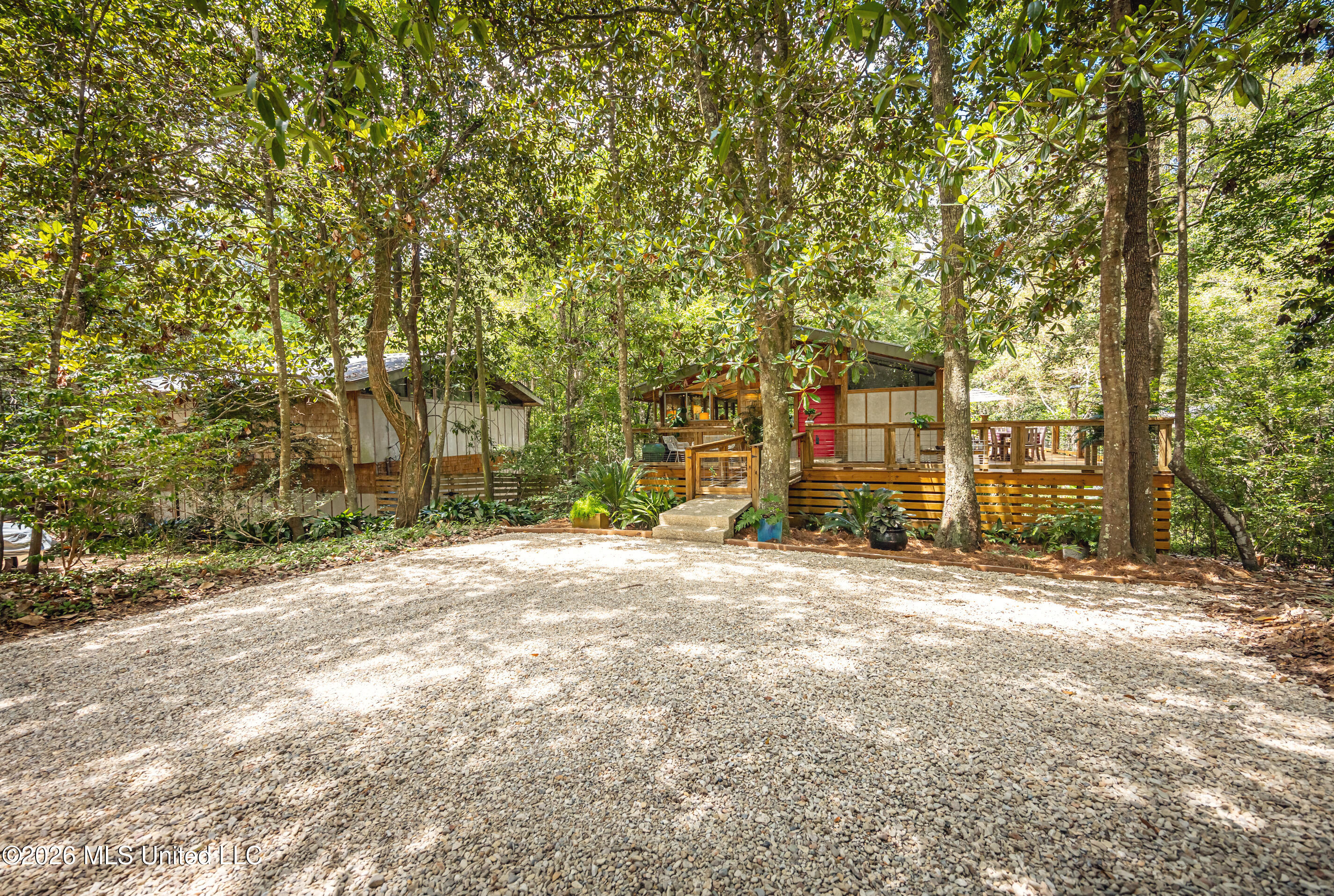 1103 Le Voyageur Drive Property Photo 130