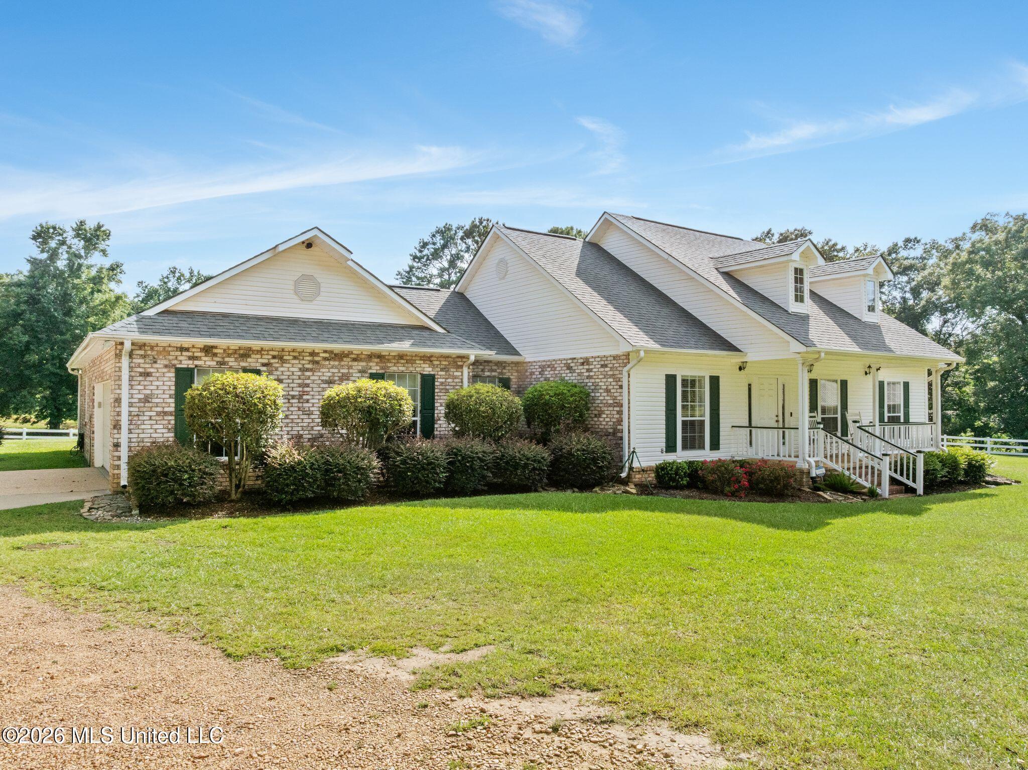 2111 Old Brookhaven Road Property Photo 5
