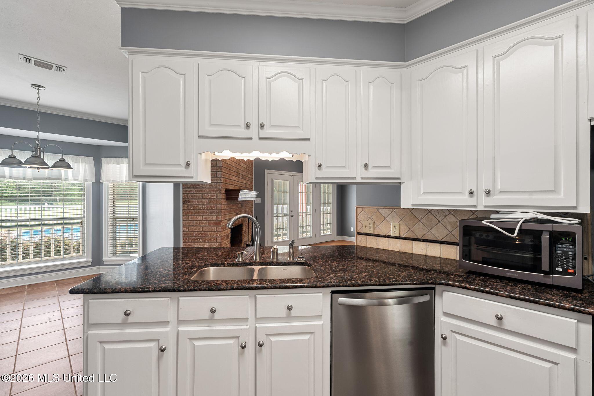 2111 Old Brookhaven Road Property Photo 19