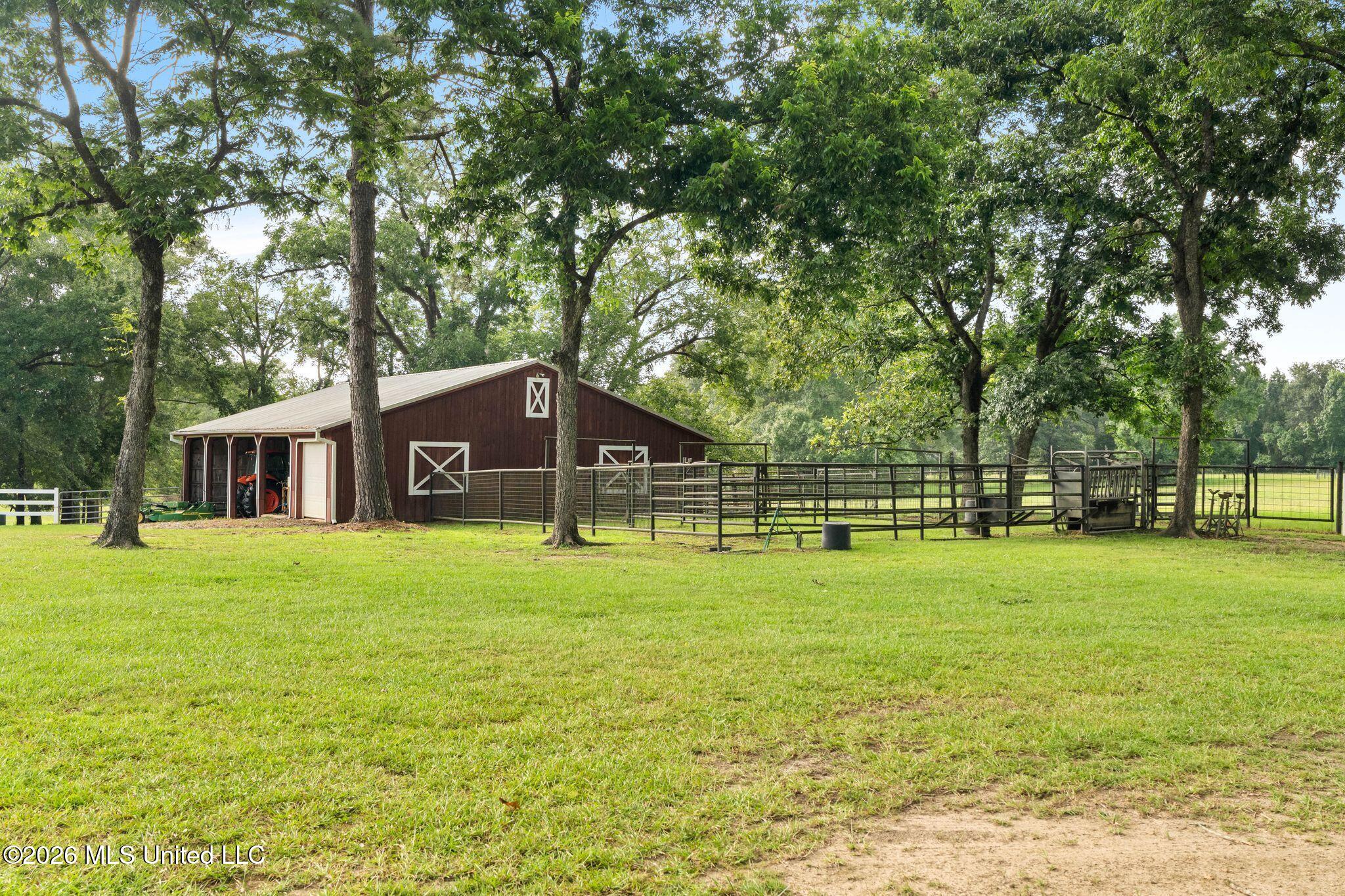 2111 Old Brookhaven Road Property Photo 56