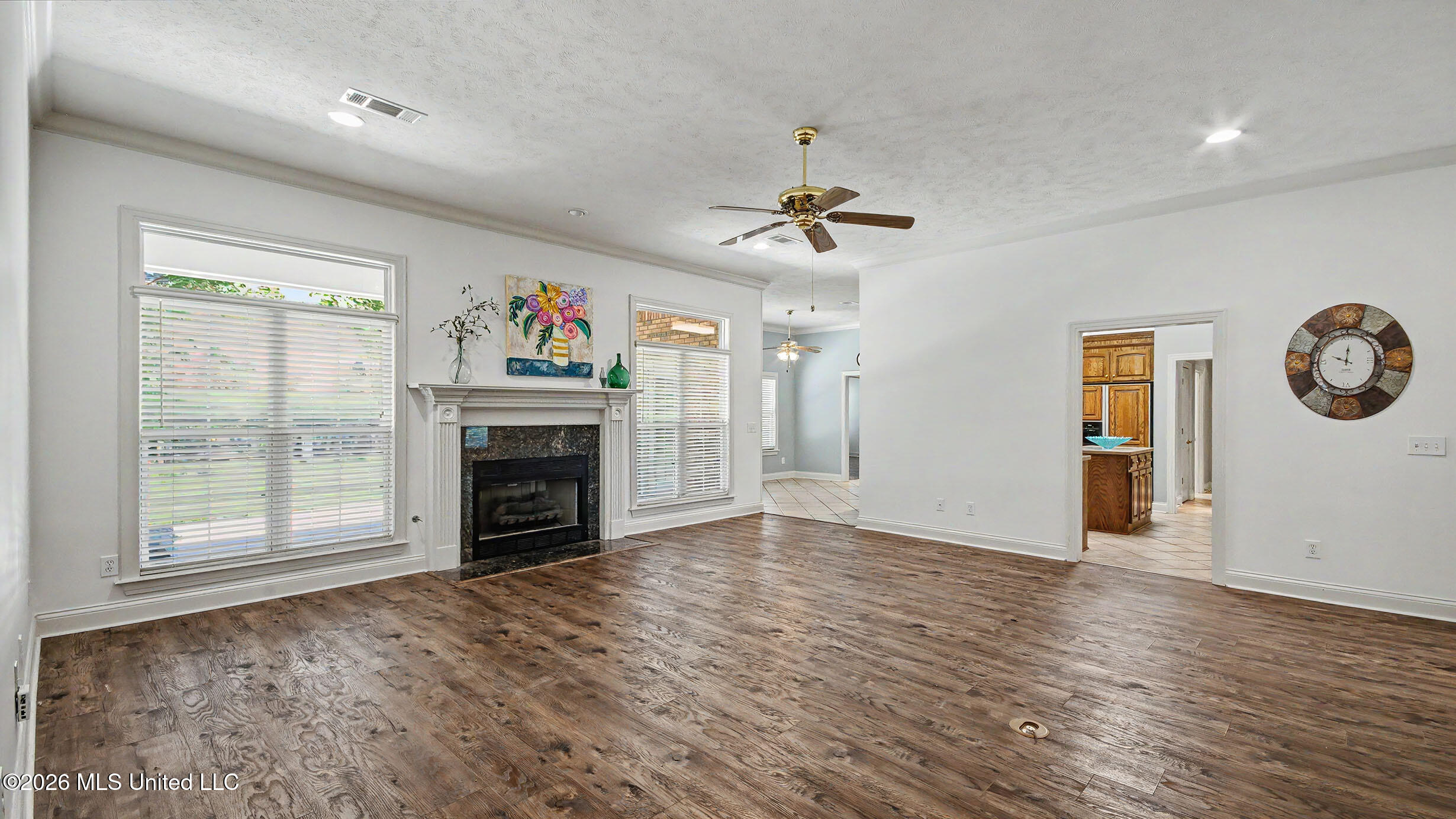 101 Chianti Cove Property Photo 14