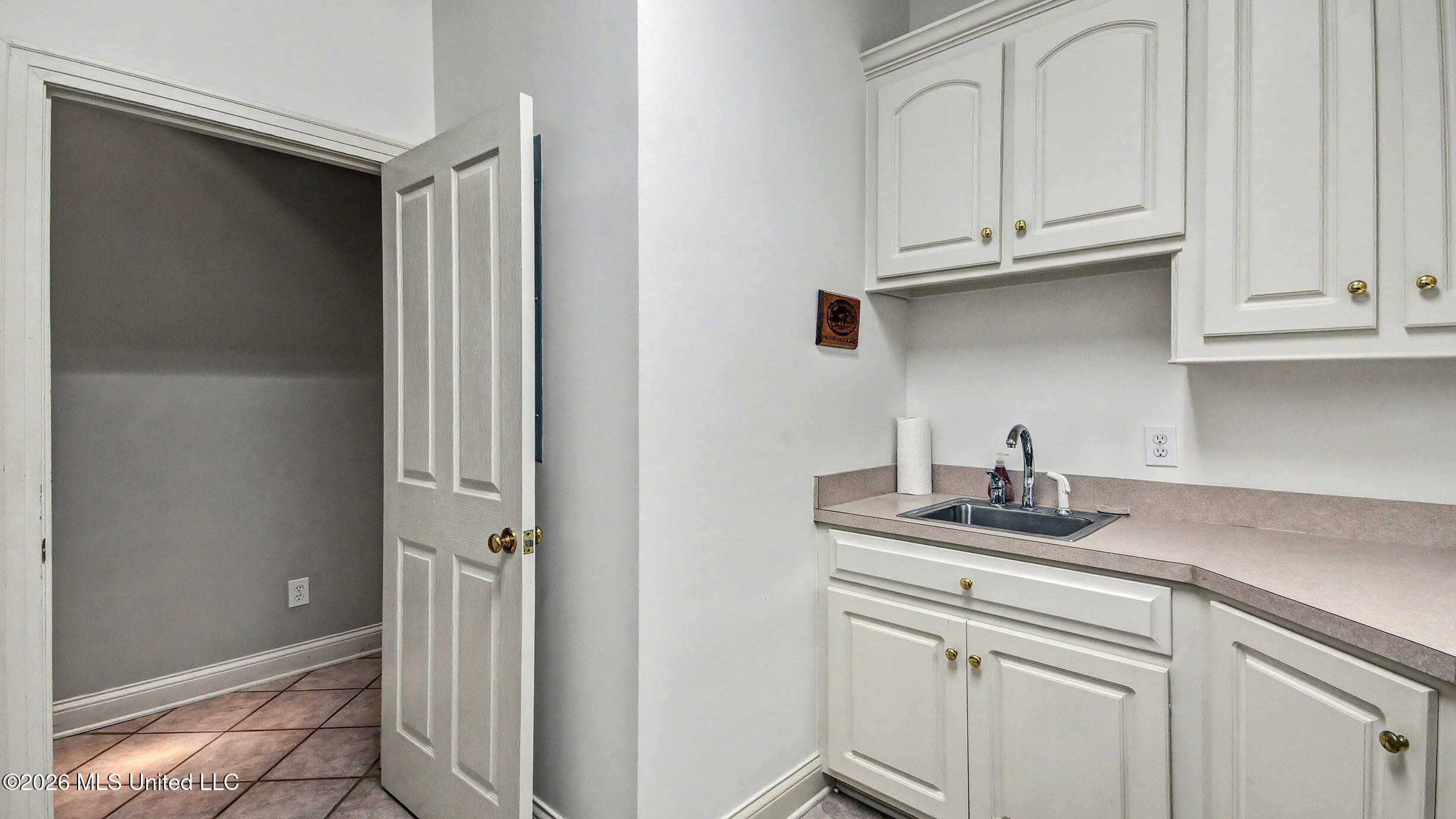 101 Chianti Cove Property Photo 26