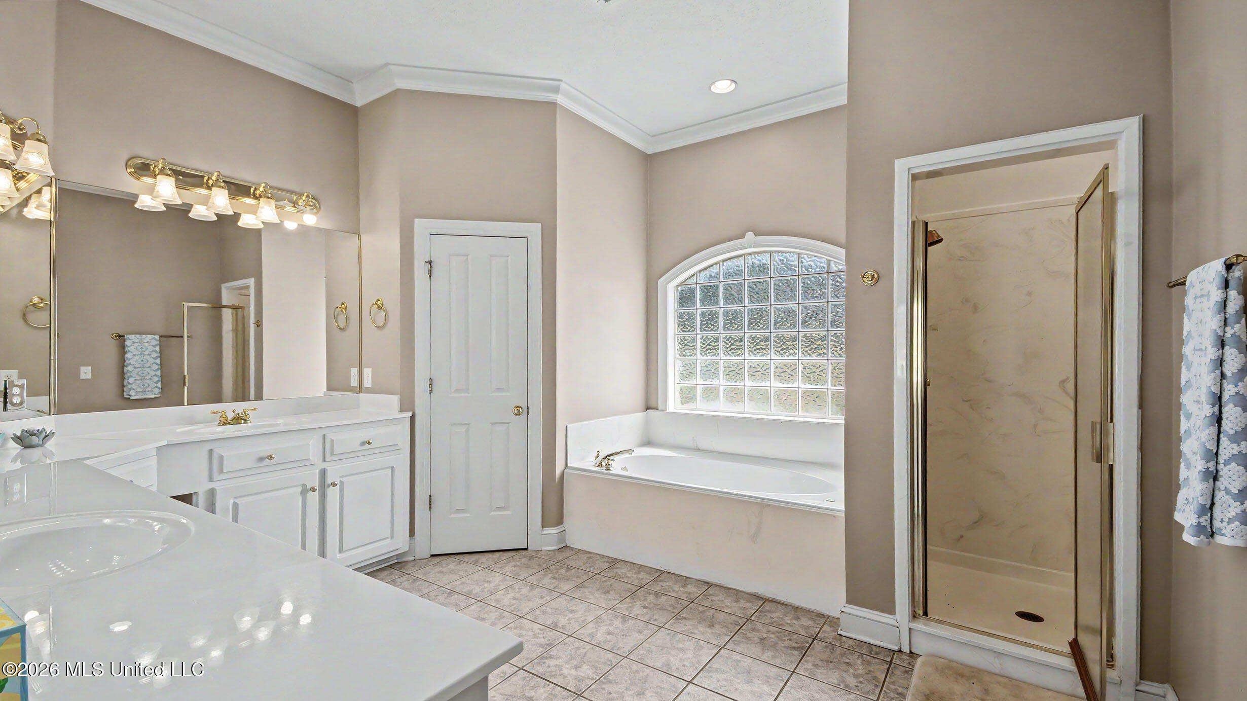 101 Chianti Cove Property Photo 34