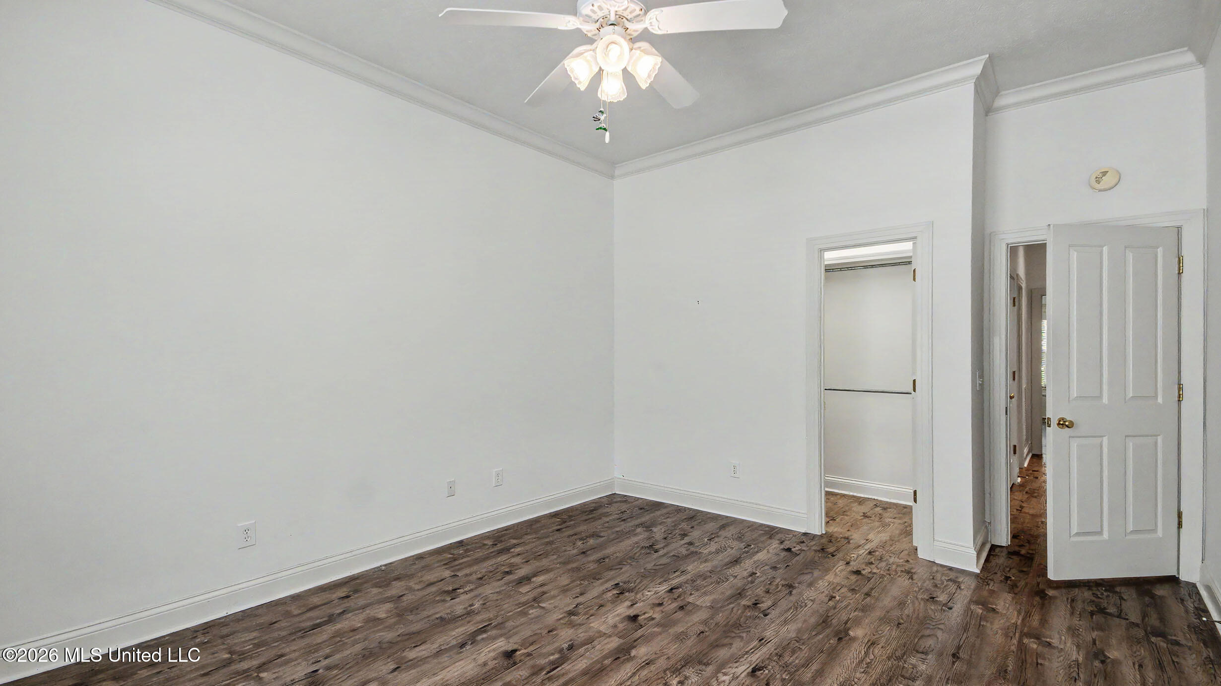 101 Chianti Cove Property Photo 40
